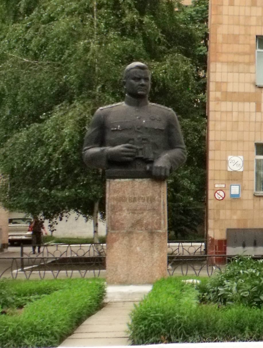 Bust of Nikolai Vatutin in Poltava