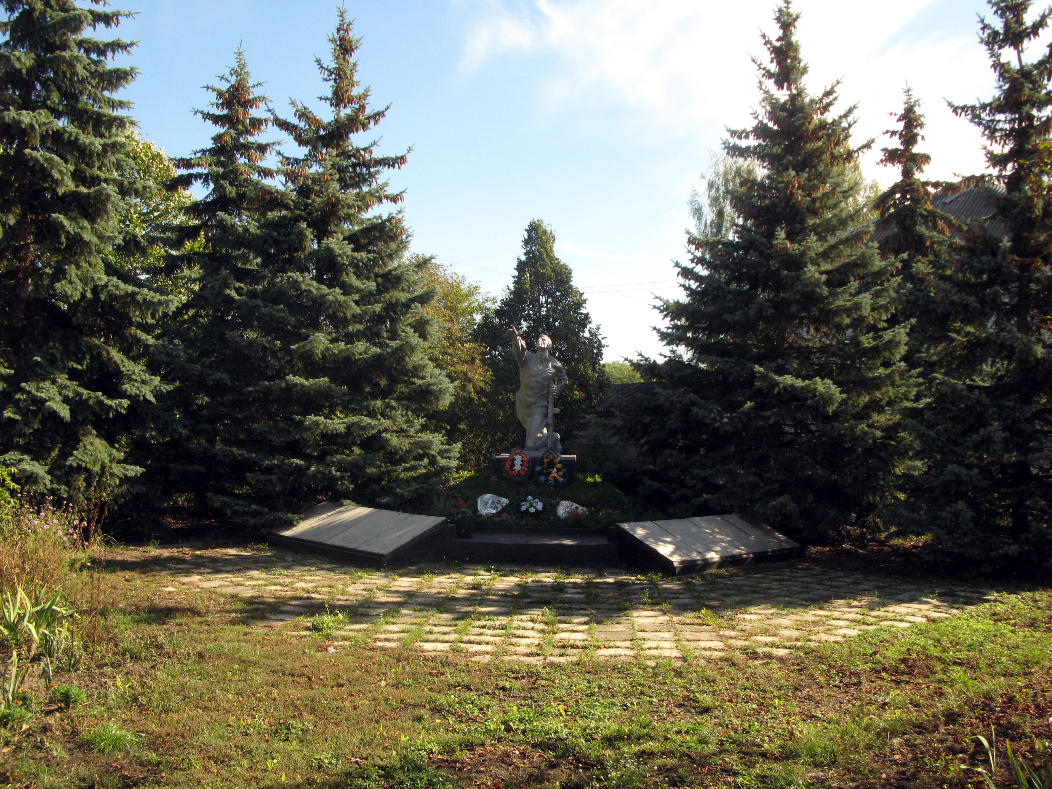 Monument to Soviet soldiers-countrymen in Kotivka, Radomyshl Raion