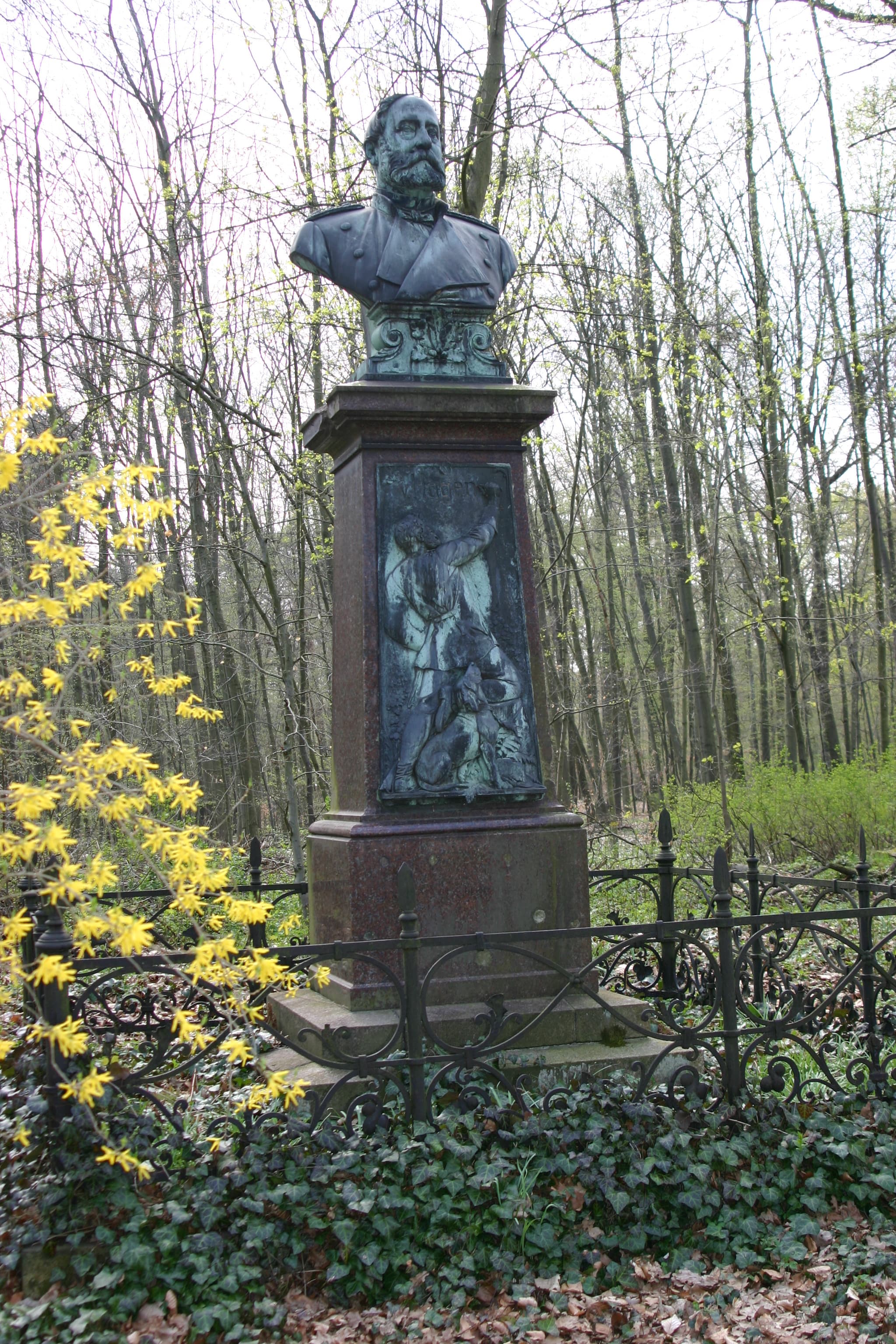Otto von Hagen Monument