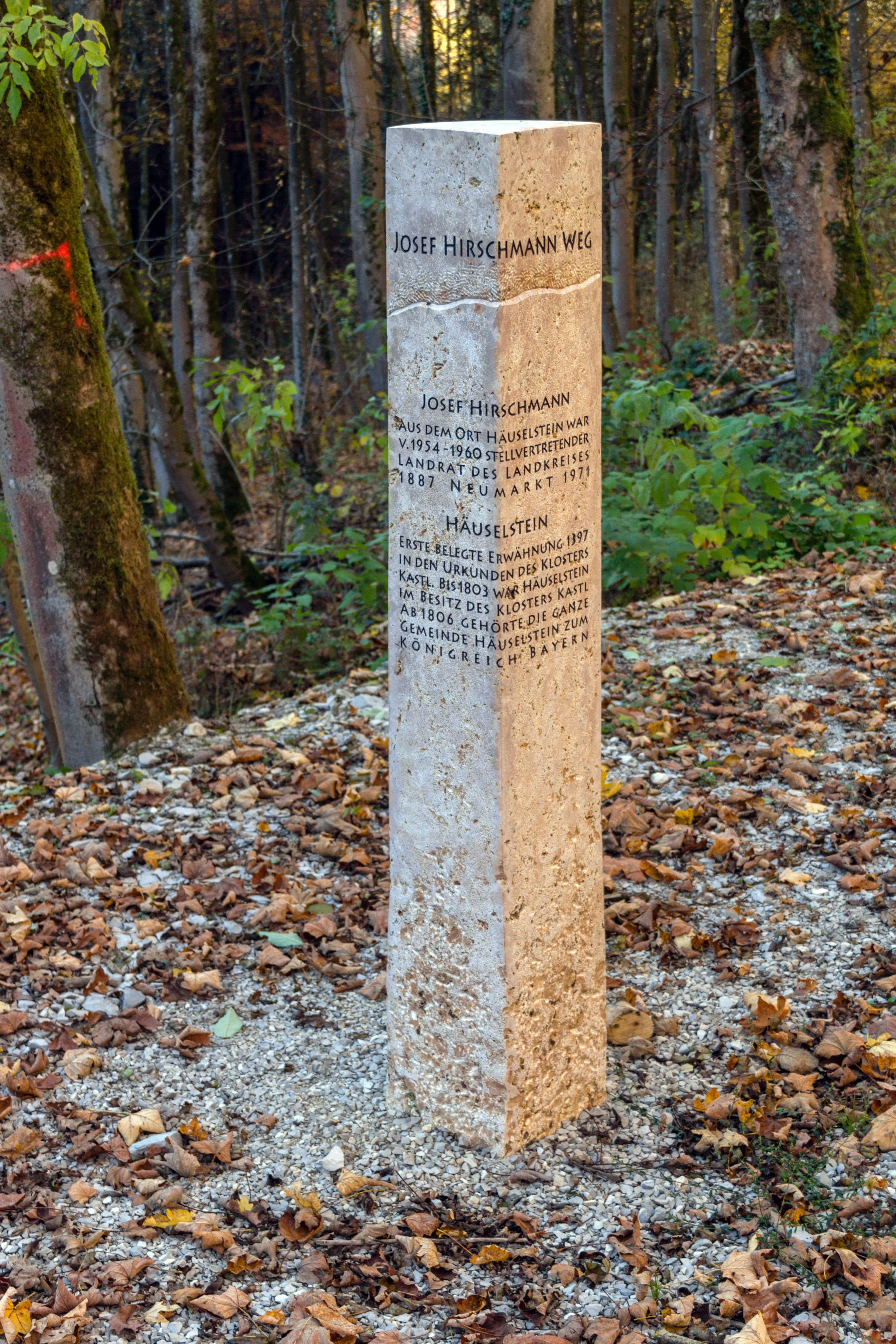 Josef Hirschmann Denkmal