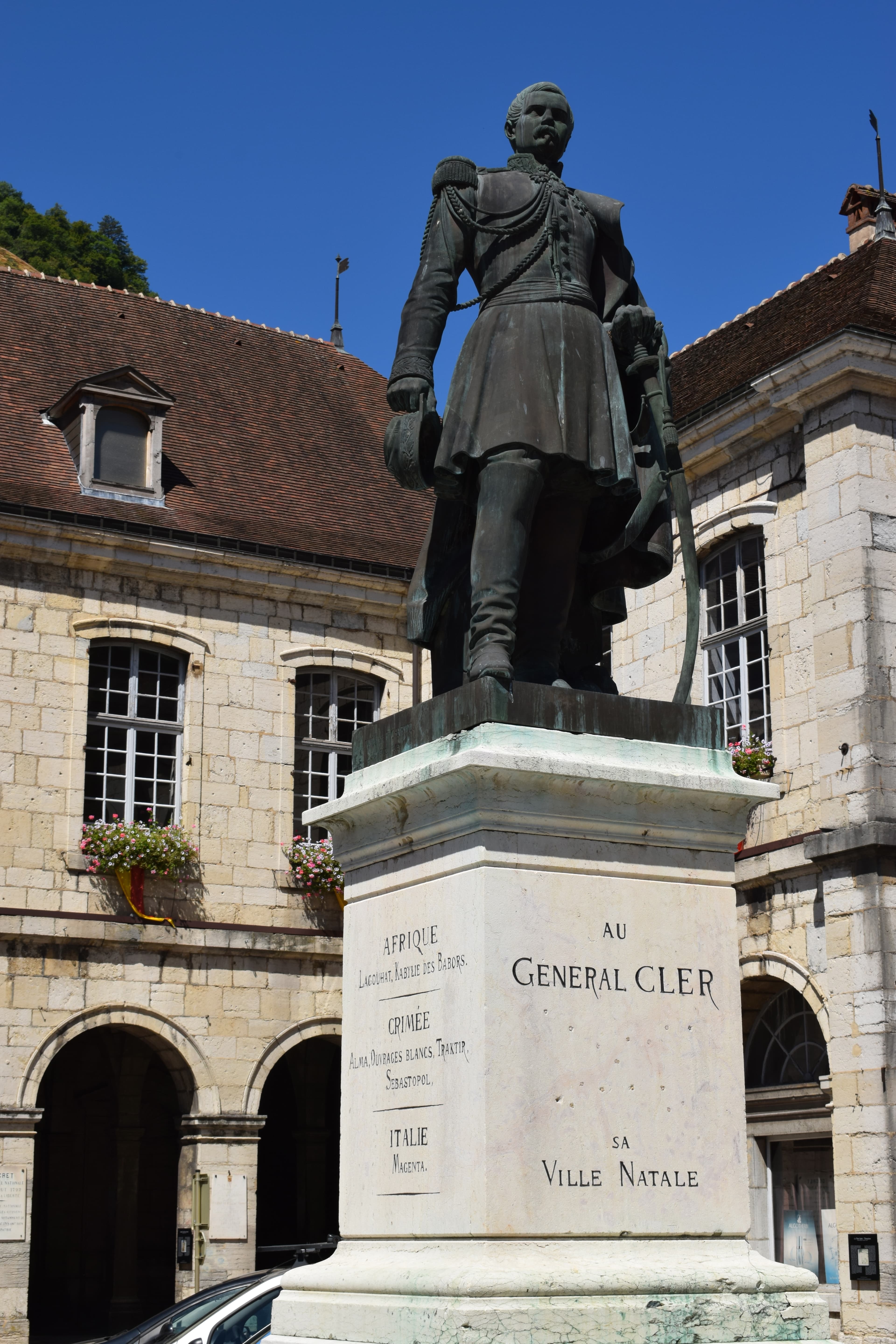 Monument to Général Cler