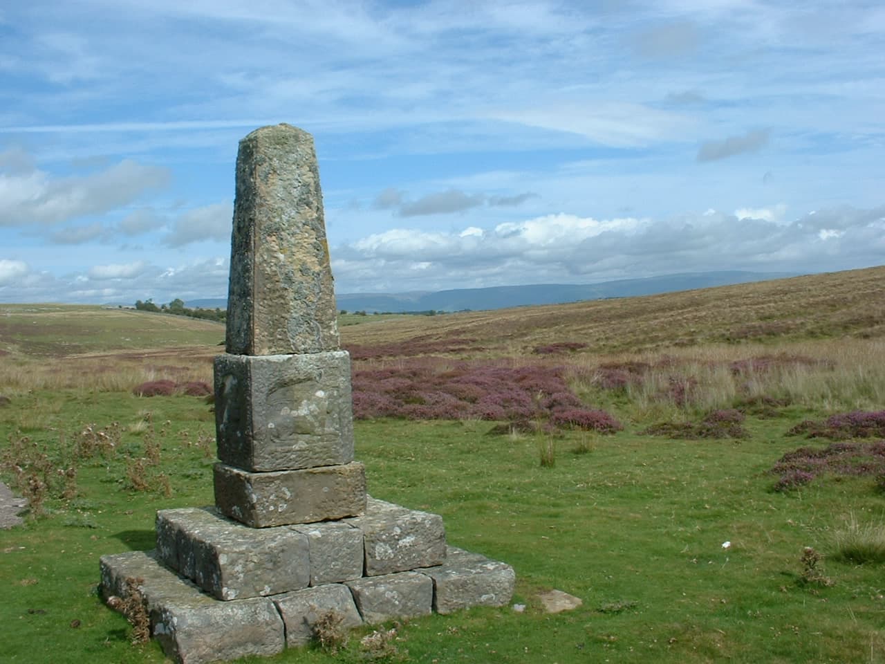 Charles Ii Monument At Source Of The River Lyvennet (At Ngr 604 108)