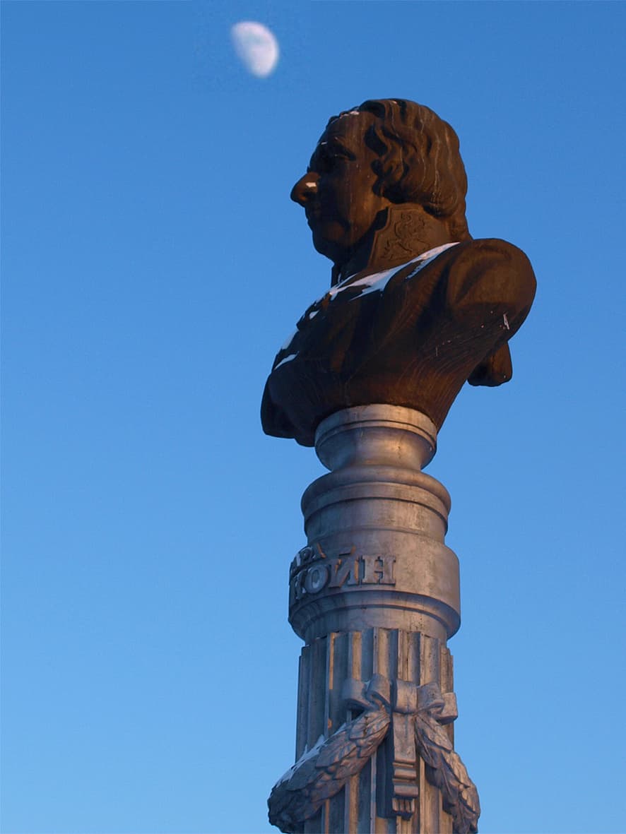 Charles Gascoigne monument