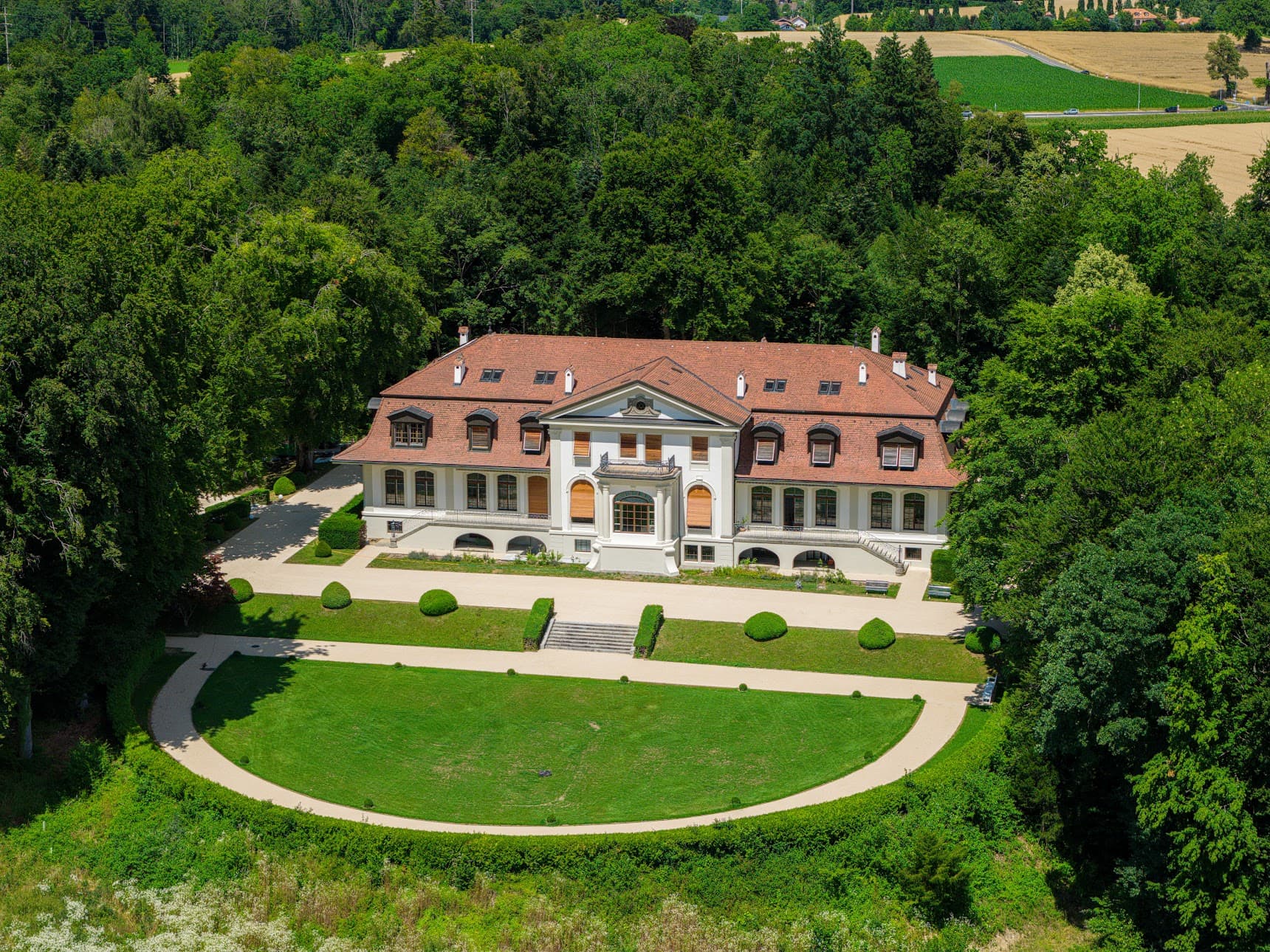 Park "Bois Murat" with the villa of Count Abel-Henri-Georges Armand, known as the castle
