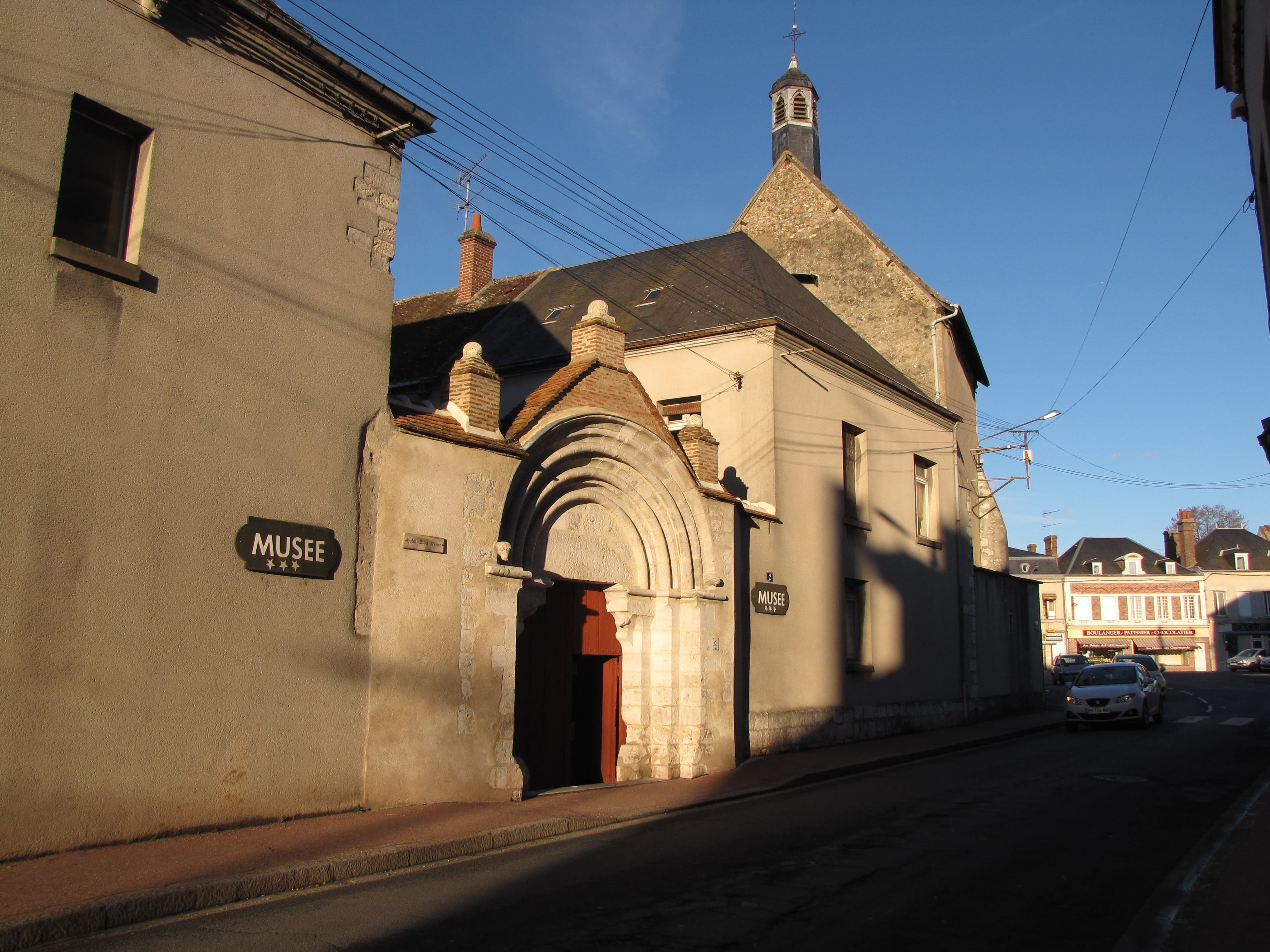 Musée de l'Hôtel-Dieu de Châtillon-Coligny