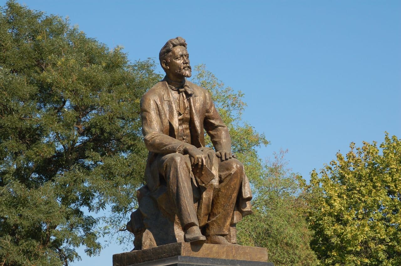 Chekhov Monument