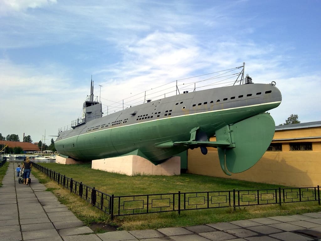 Soviet submarine D-2 Narodovolets