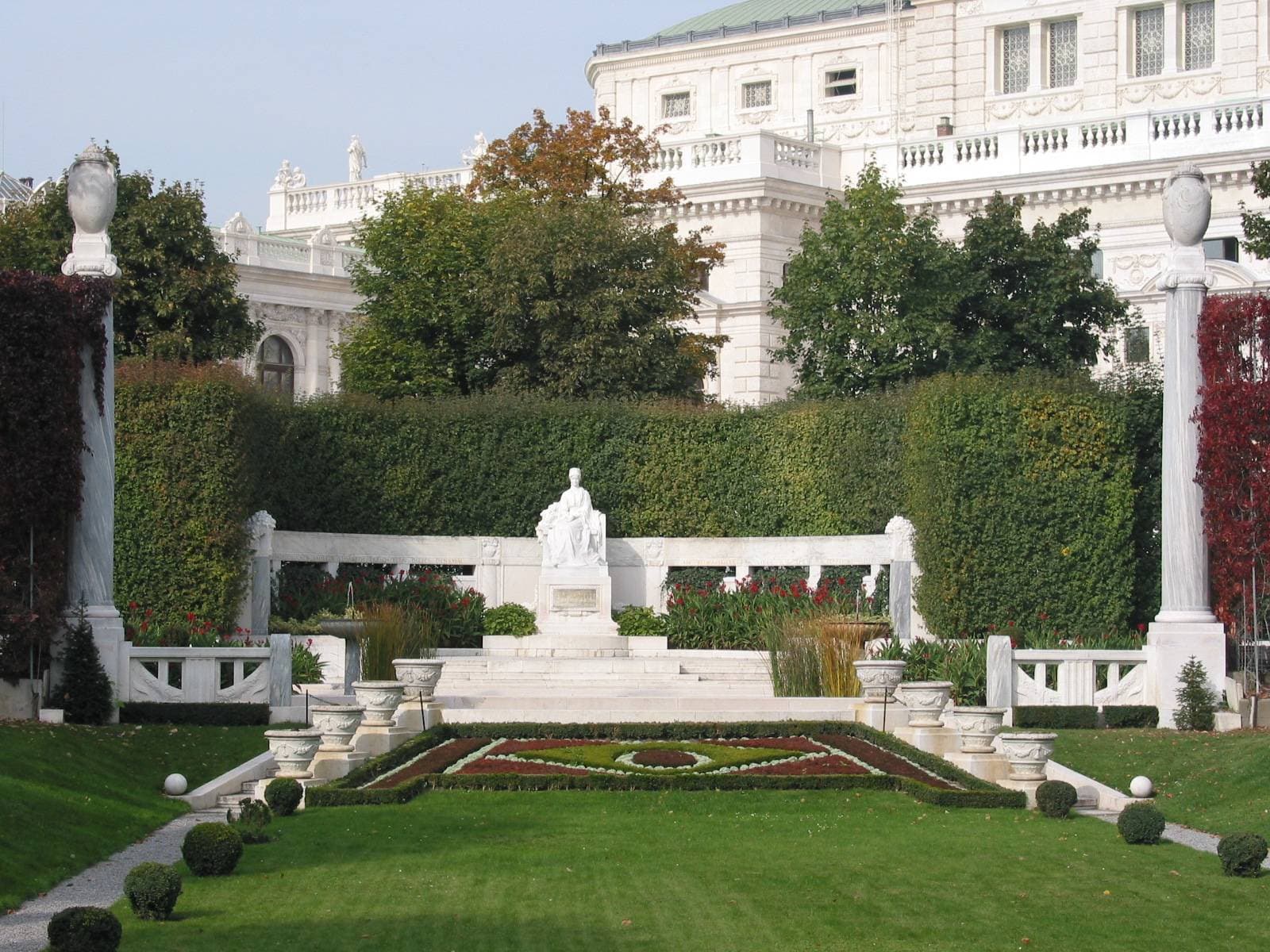 Empress Elisabeth monument