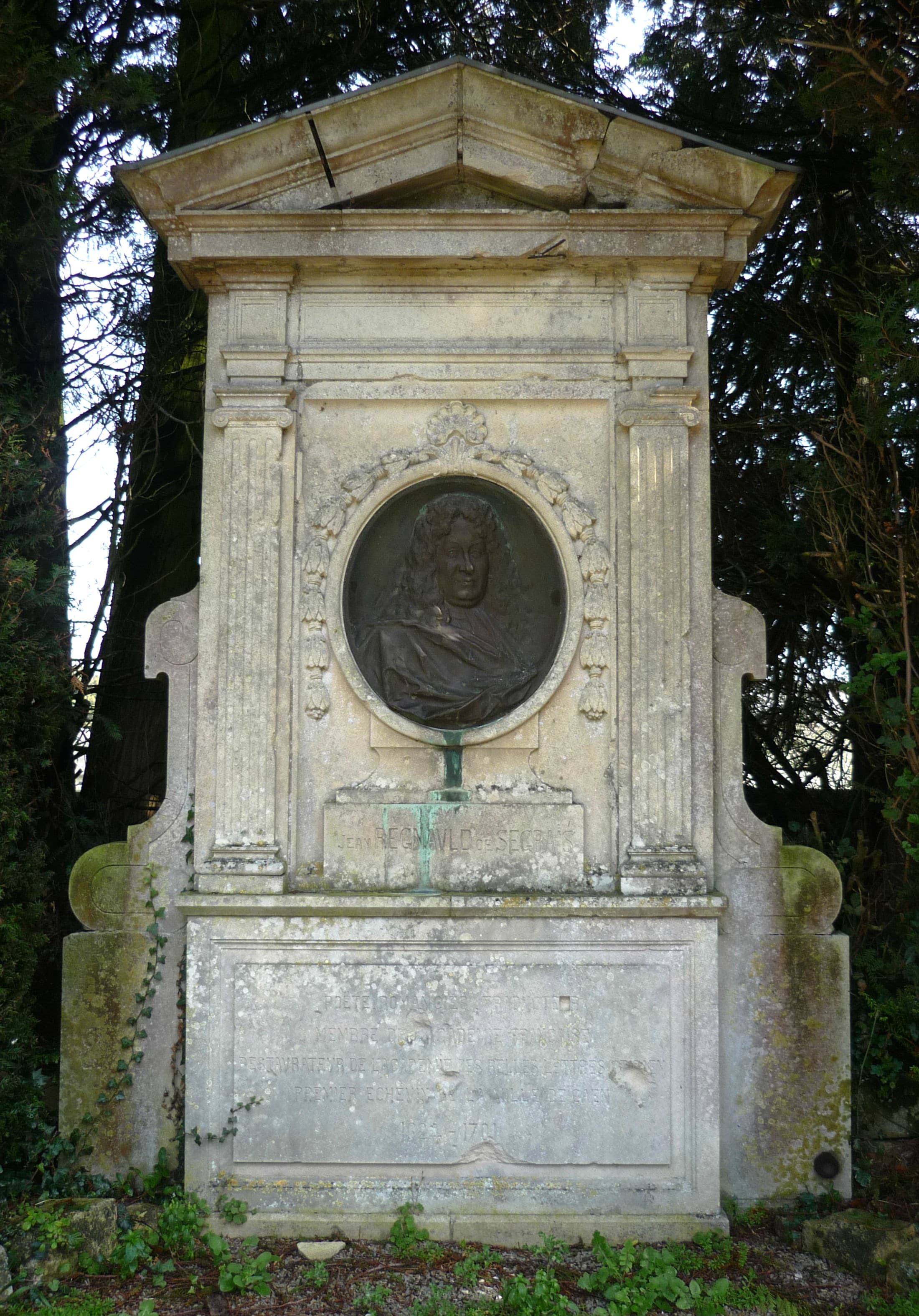 monument to Regnault de Segrais