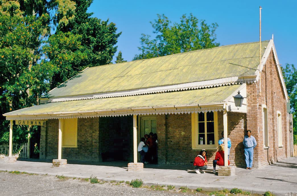 Gaiman train station