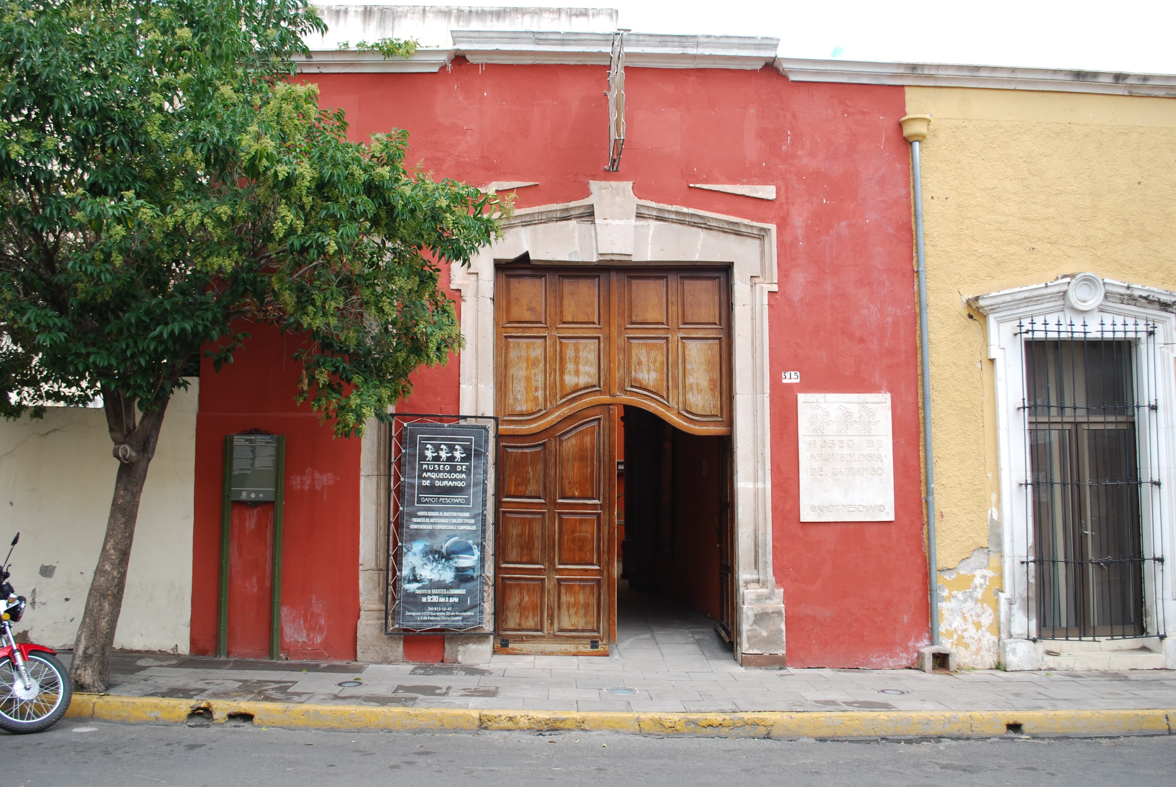 Ganot-Peschard Museum of Archeology