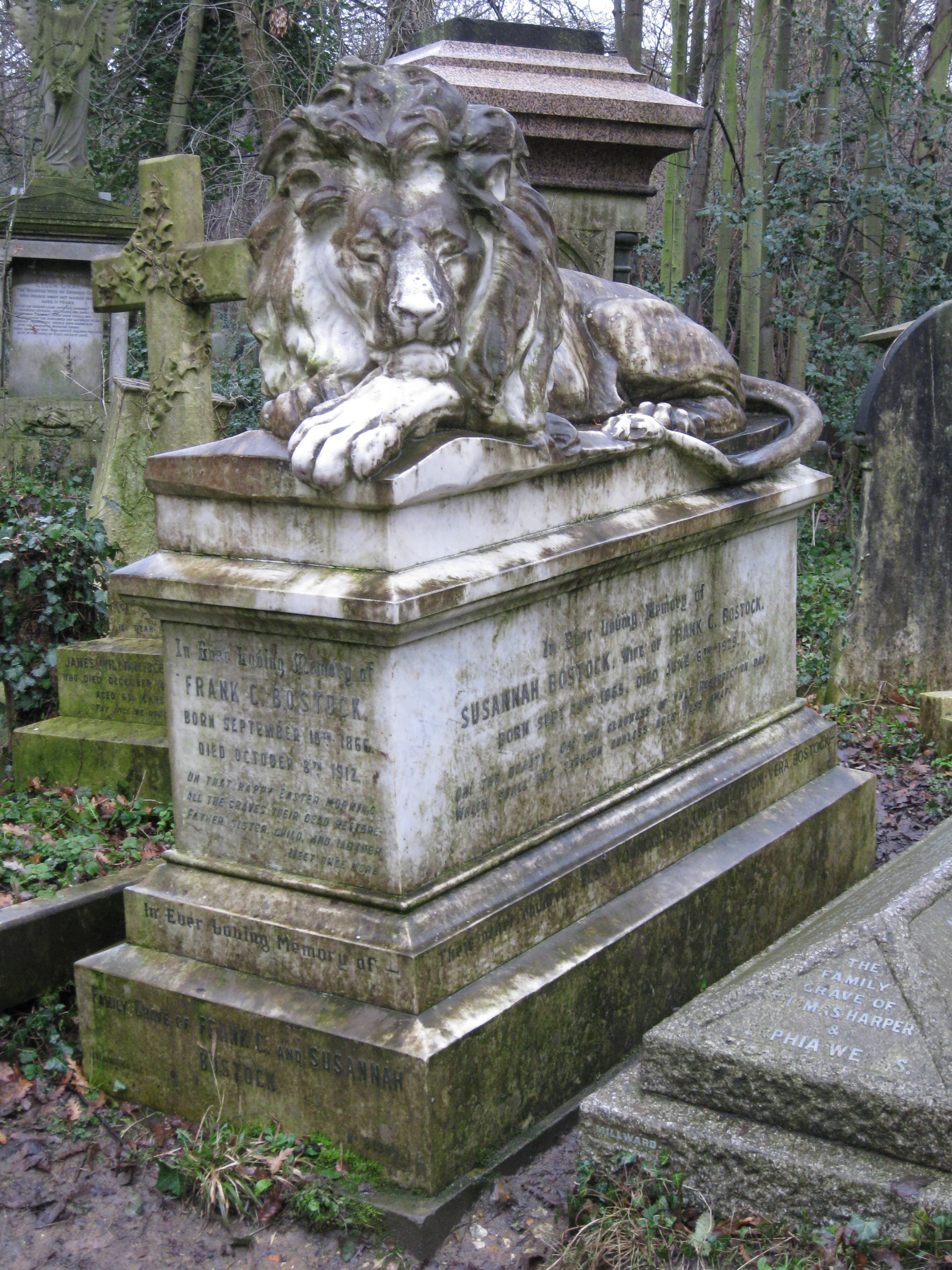 Monument To Frank Bostock In Abney Park Cemetery