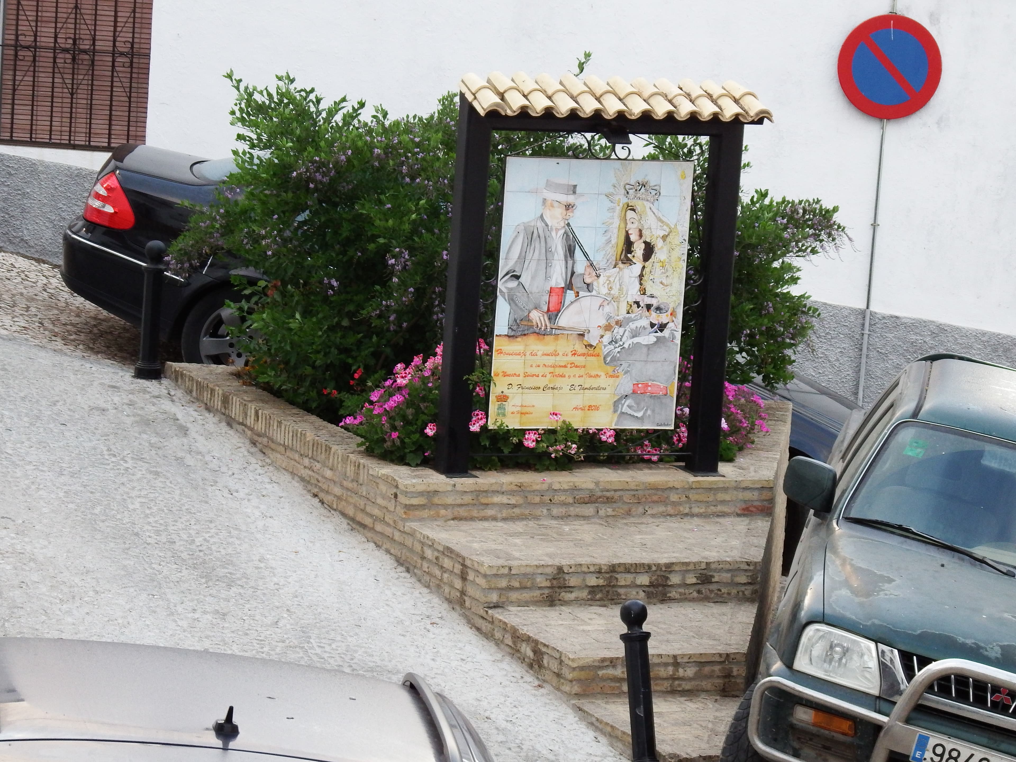 Monumento a la Danza y a Paco El Tamborilero