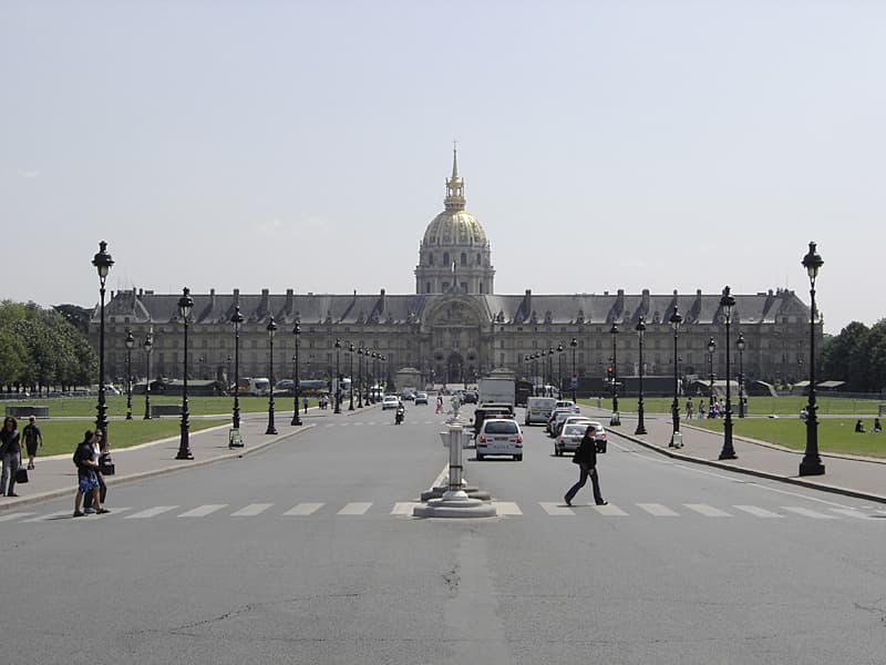 esplanade des Invalides