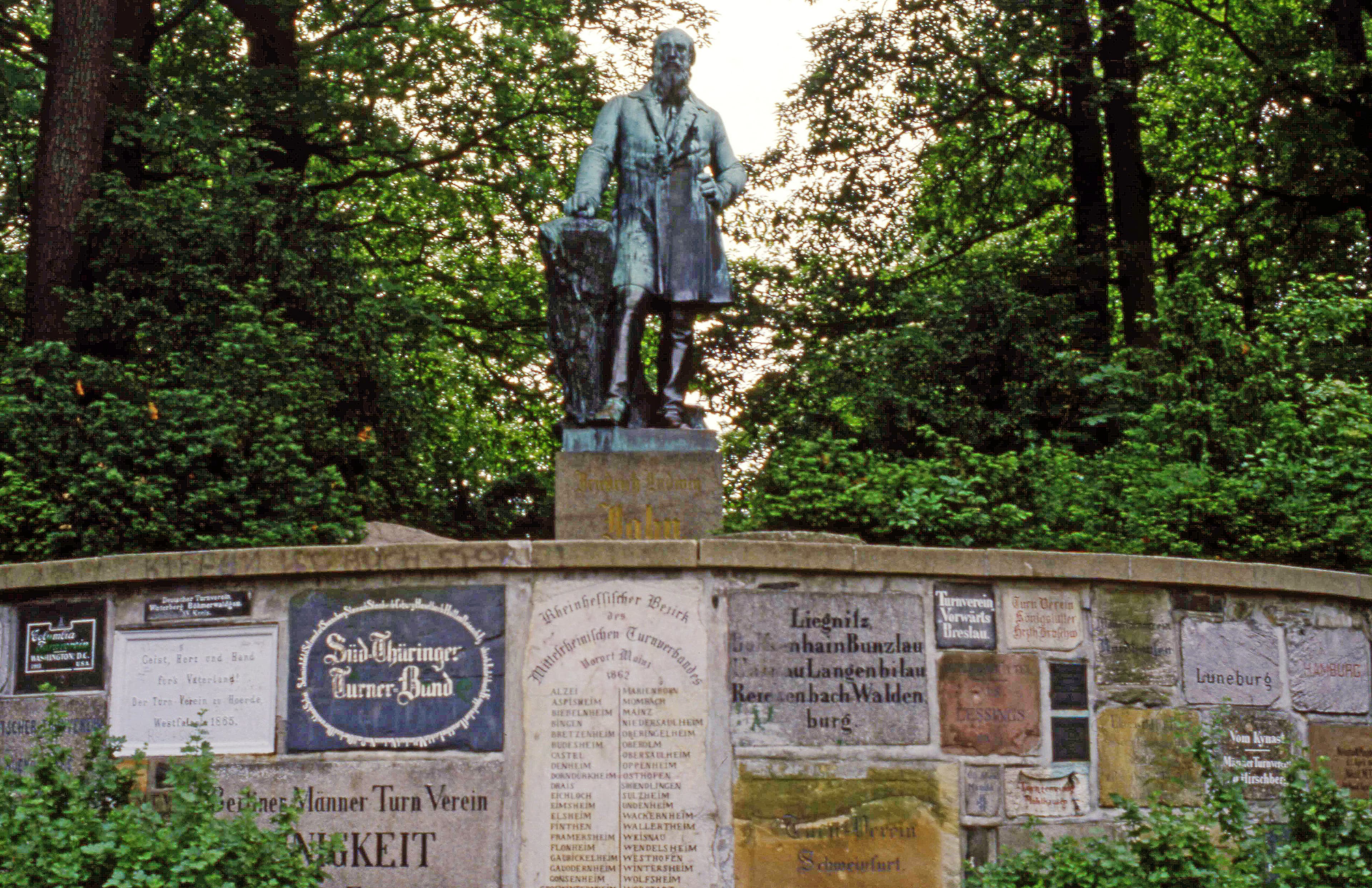 Jahn memorial