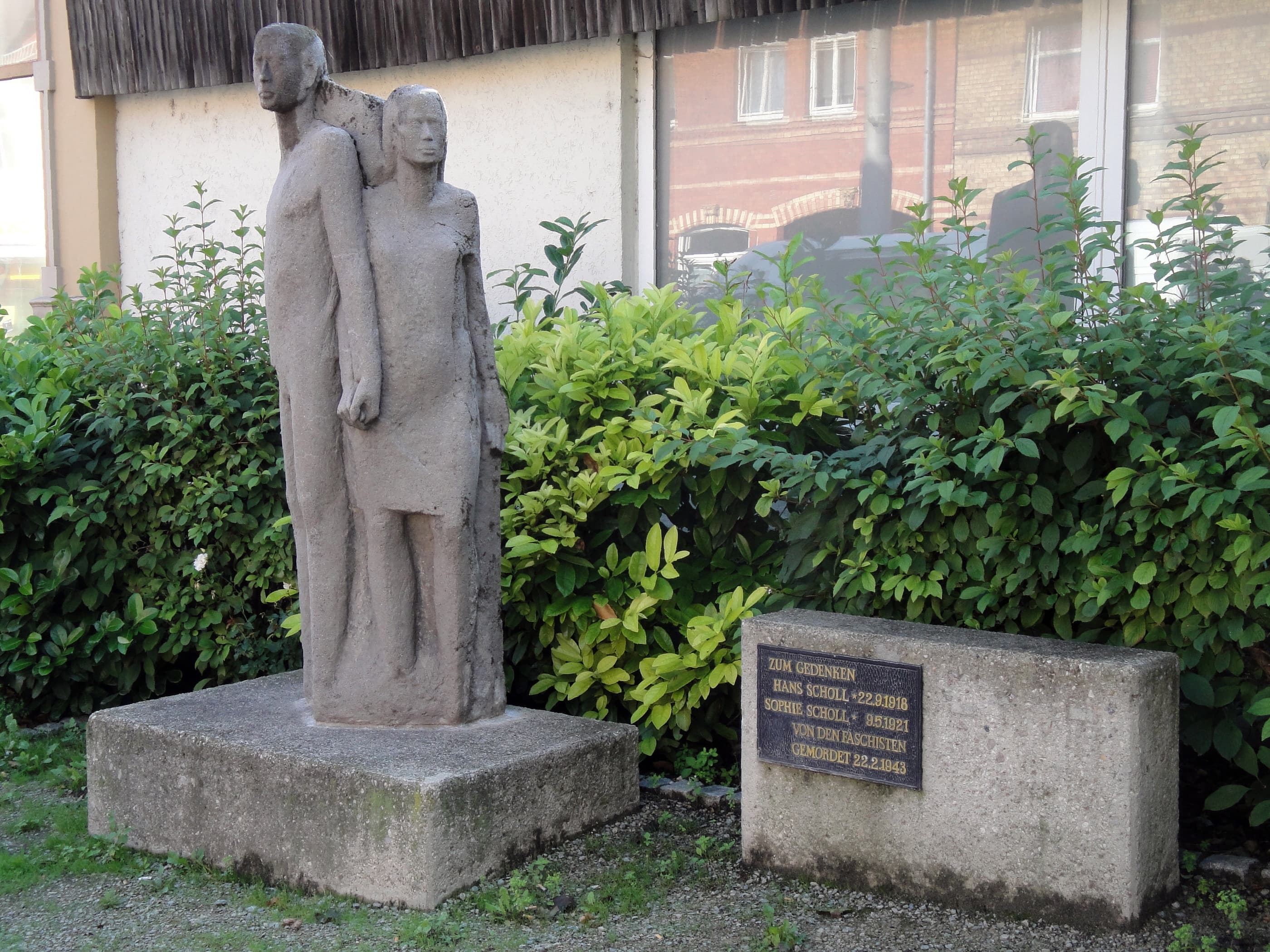Geschwister-Scholl-Denkmal