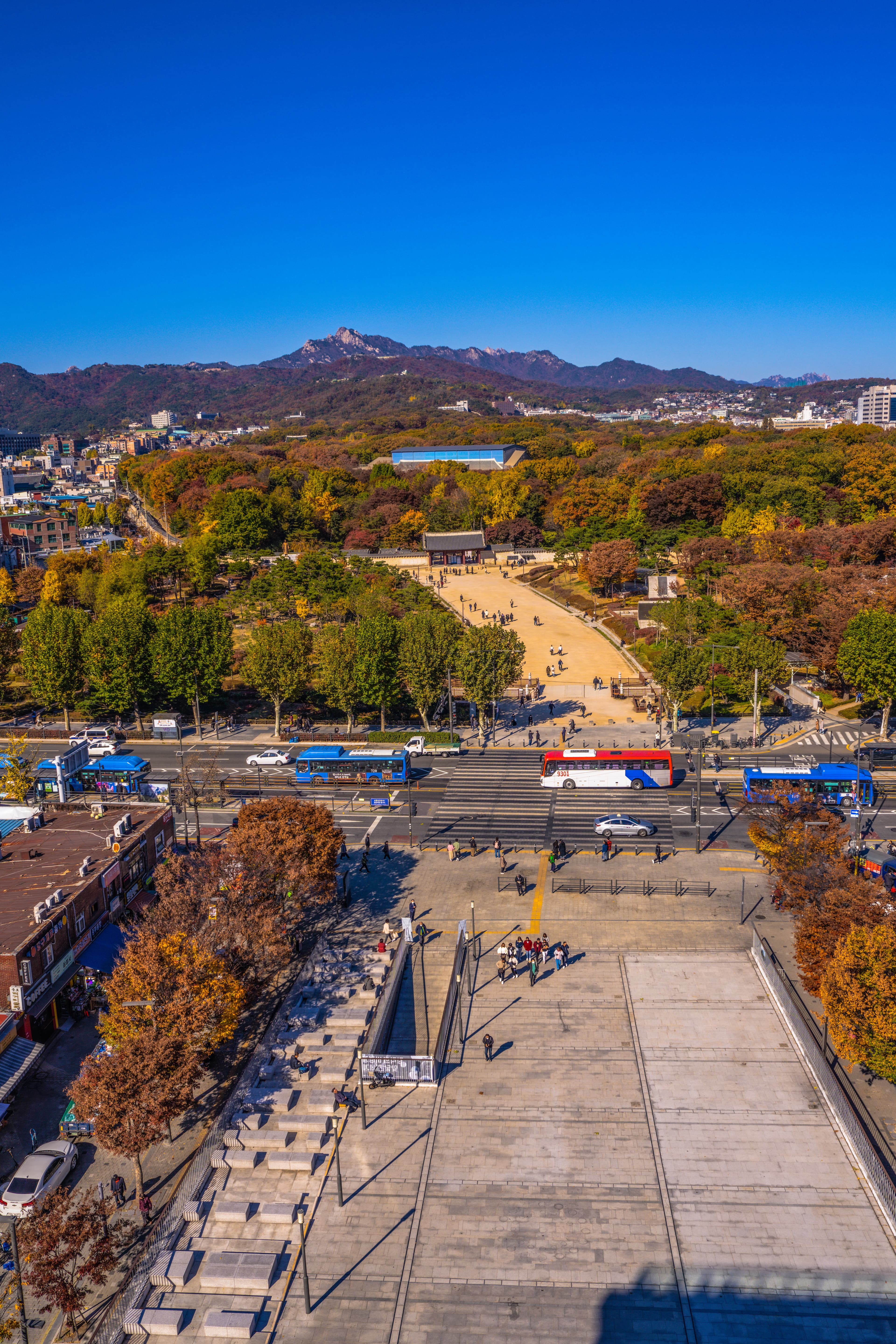 Jongmyo Square Park