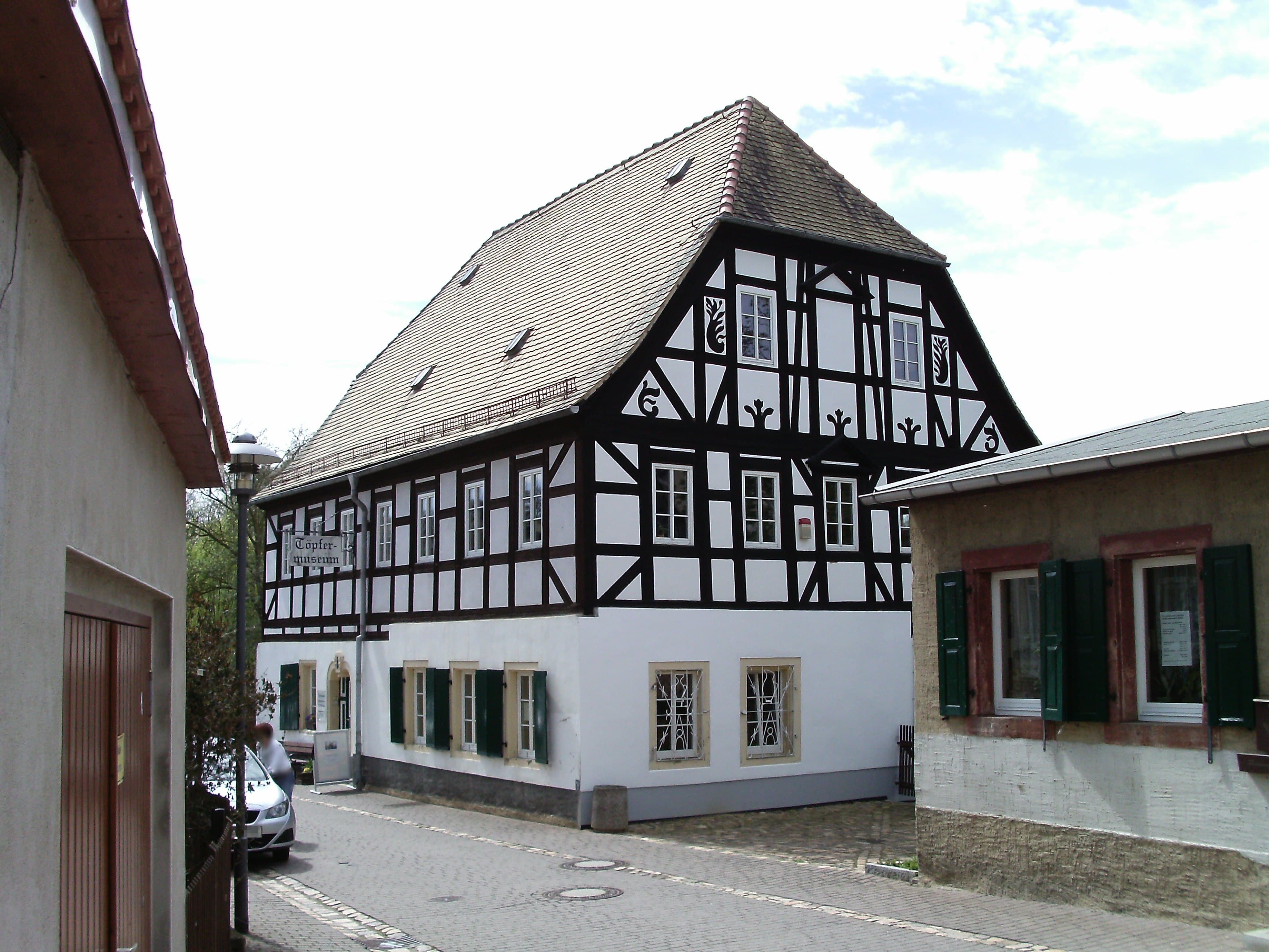 Kohren-Sahlis Pottery Museum