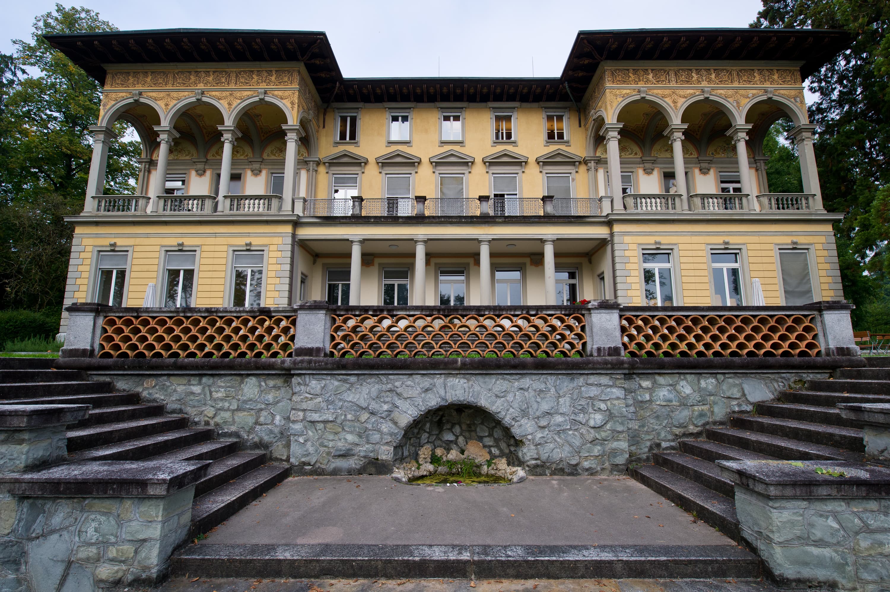 Villa Bellerive with park