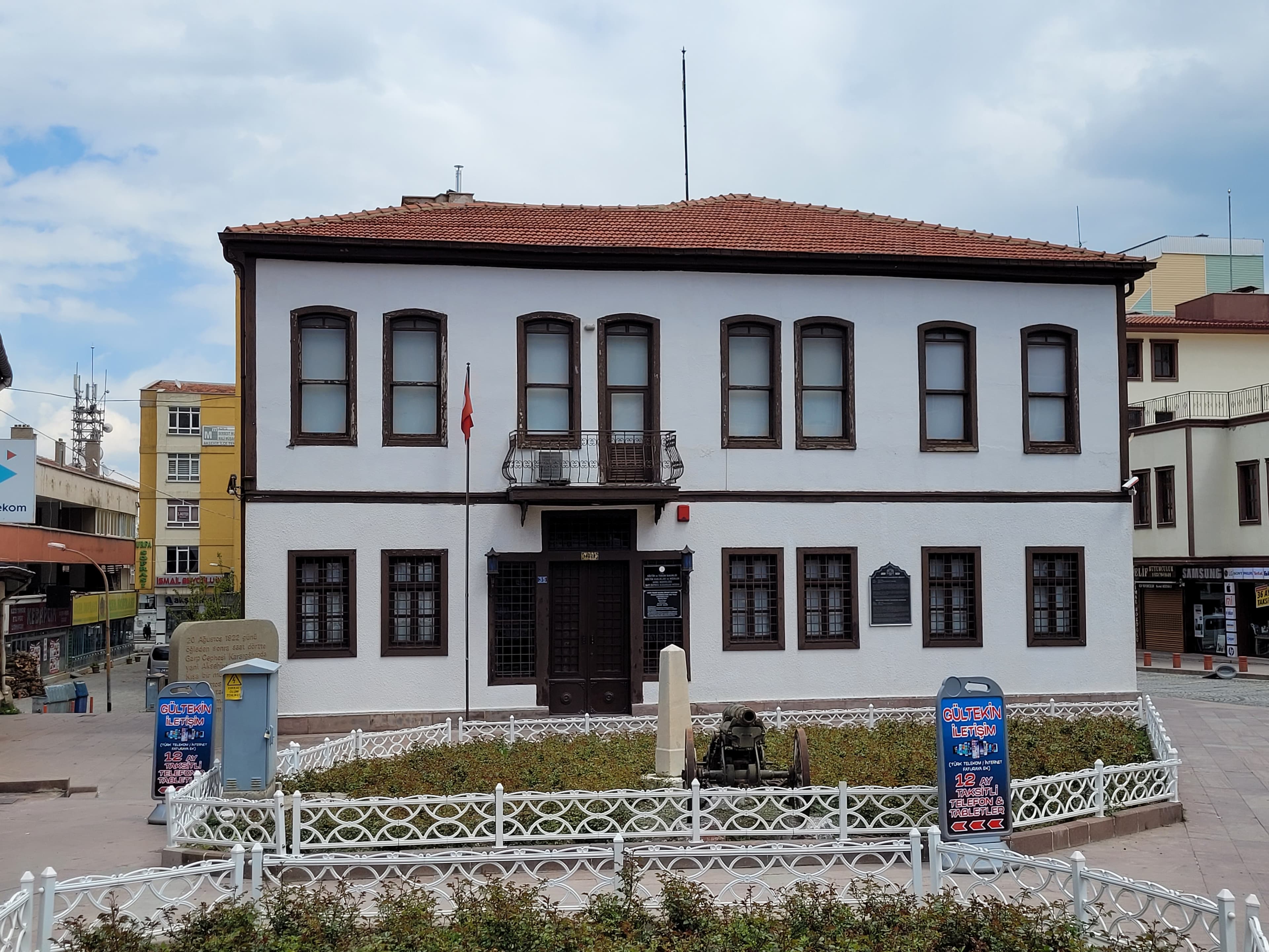 Batı Cephesi Karargahı Museum