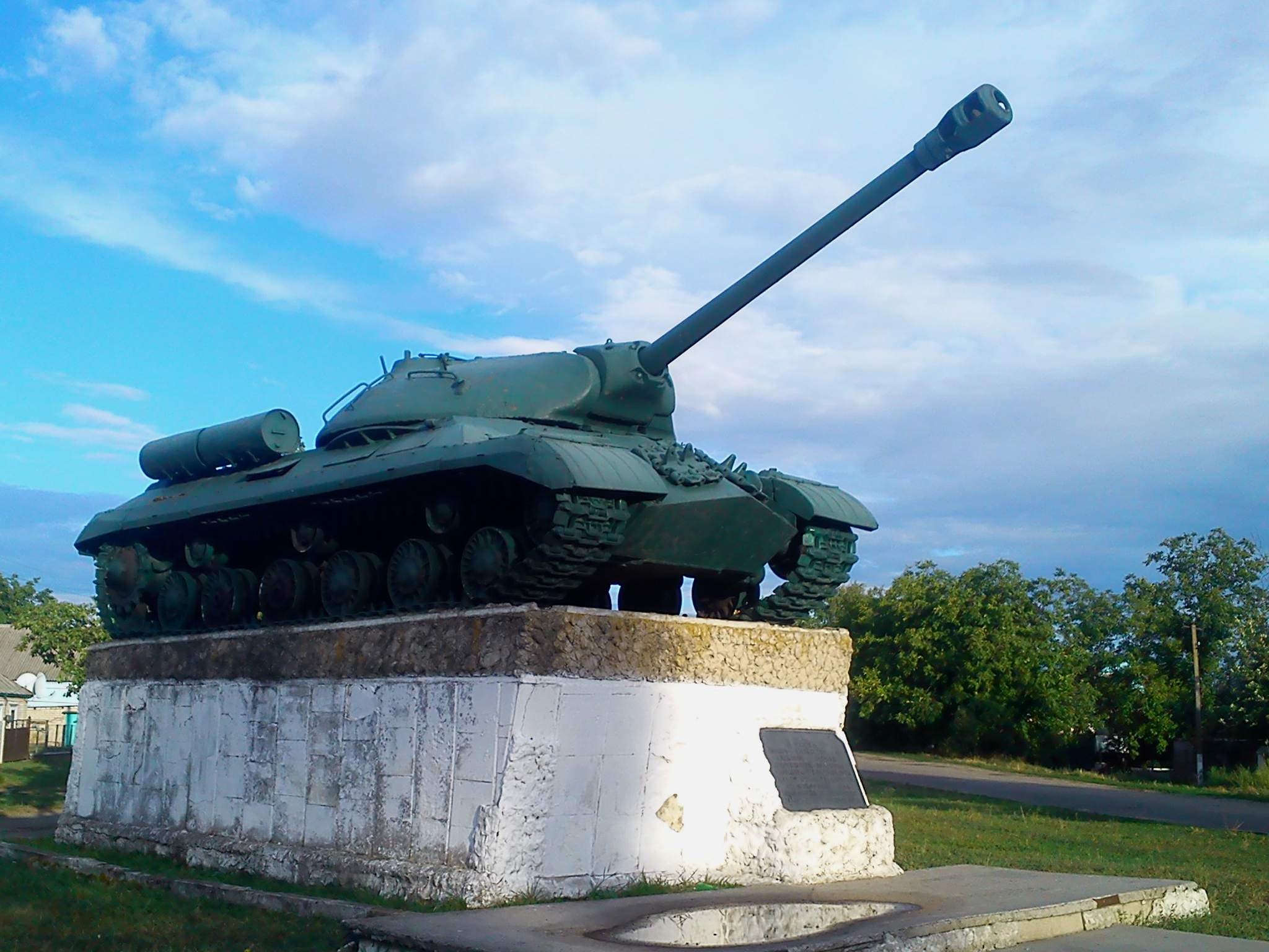 Monument to Soviet tankmen in Mezhyrich