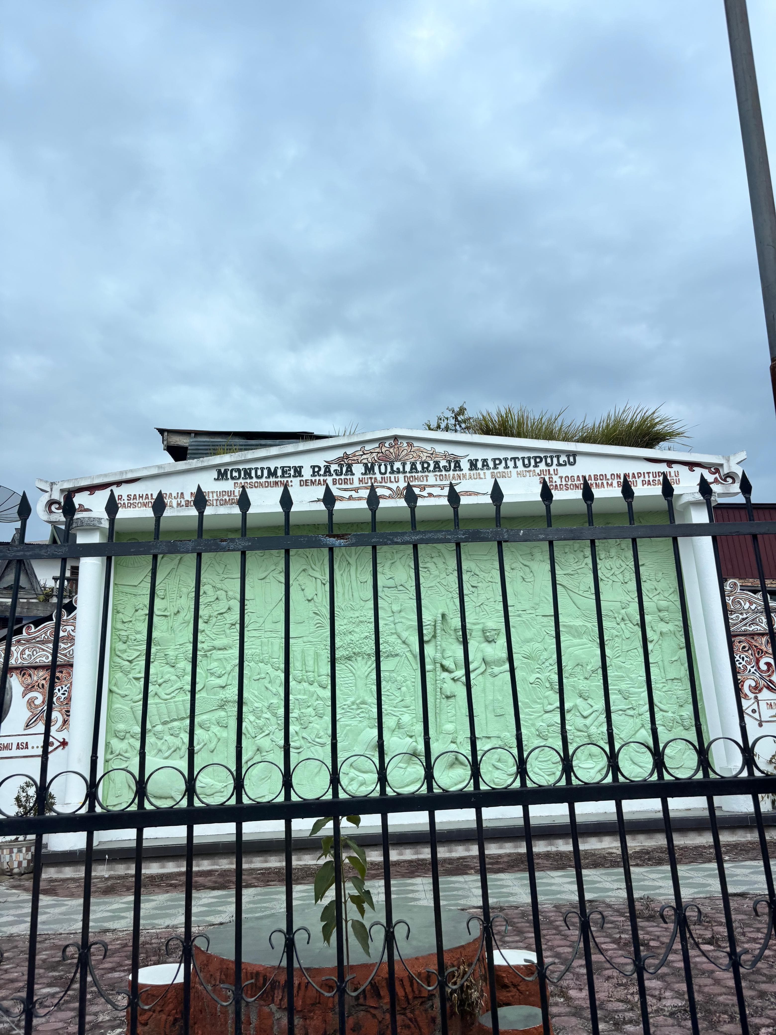 Raja Muliaraja Napitupulu Monument
