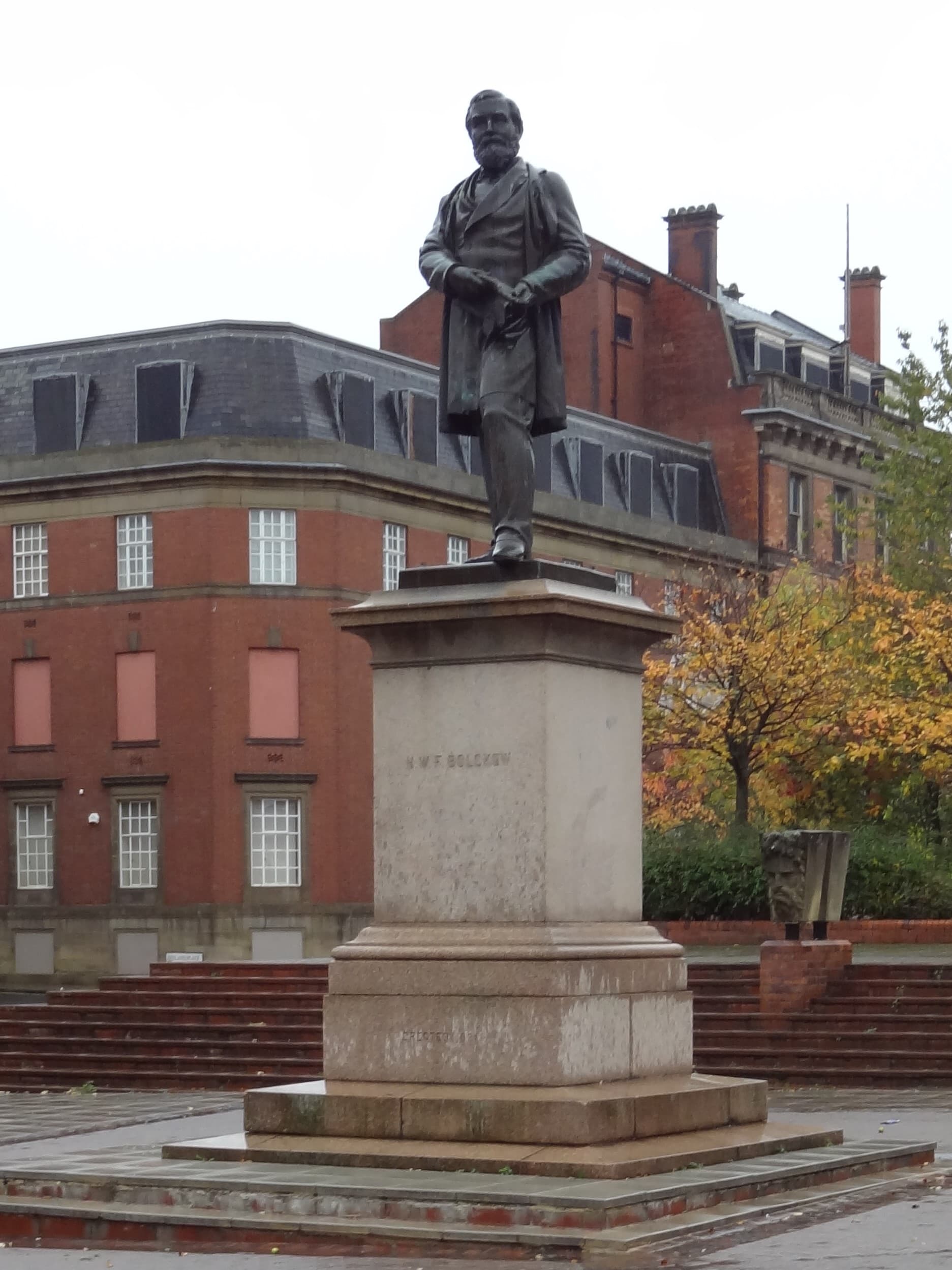 Monument To H.W.F.Bolckow