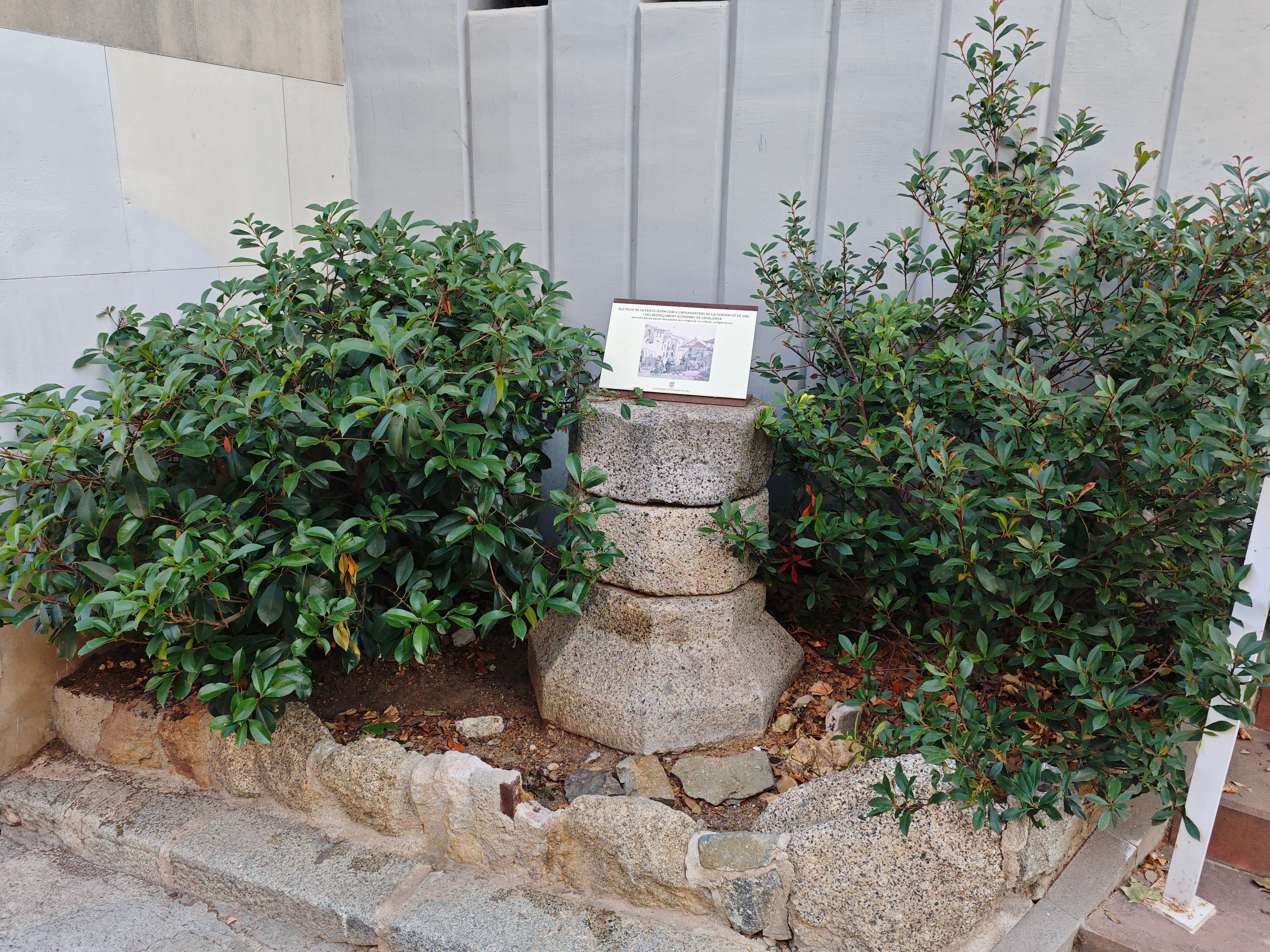 Monument als Feliu de la Penya