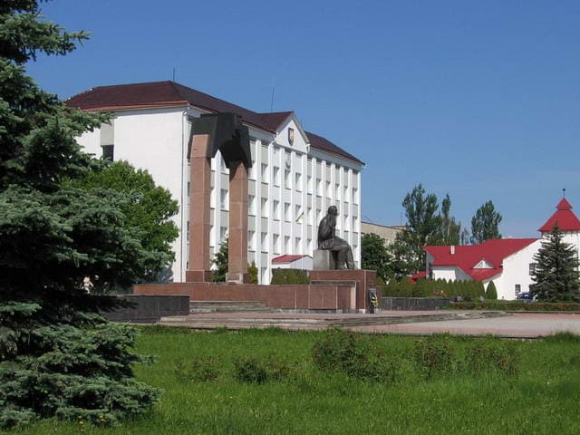 Mykhailo Hrushevskyi monument