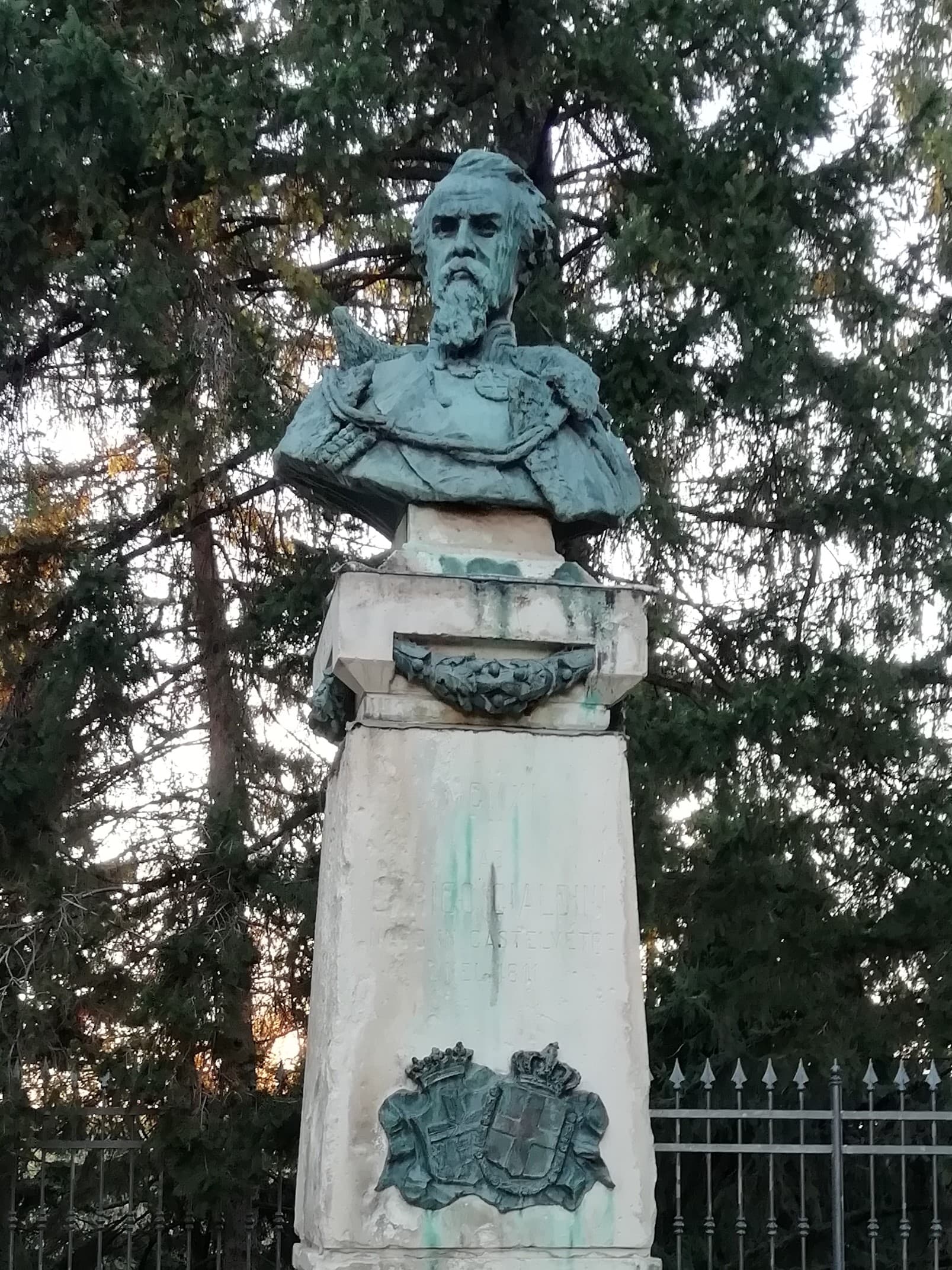 monument to Enrico Cialdini