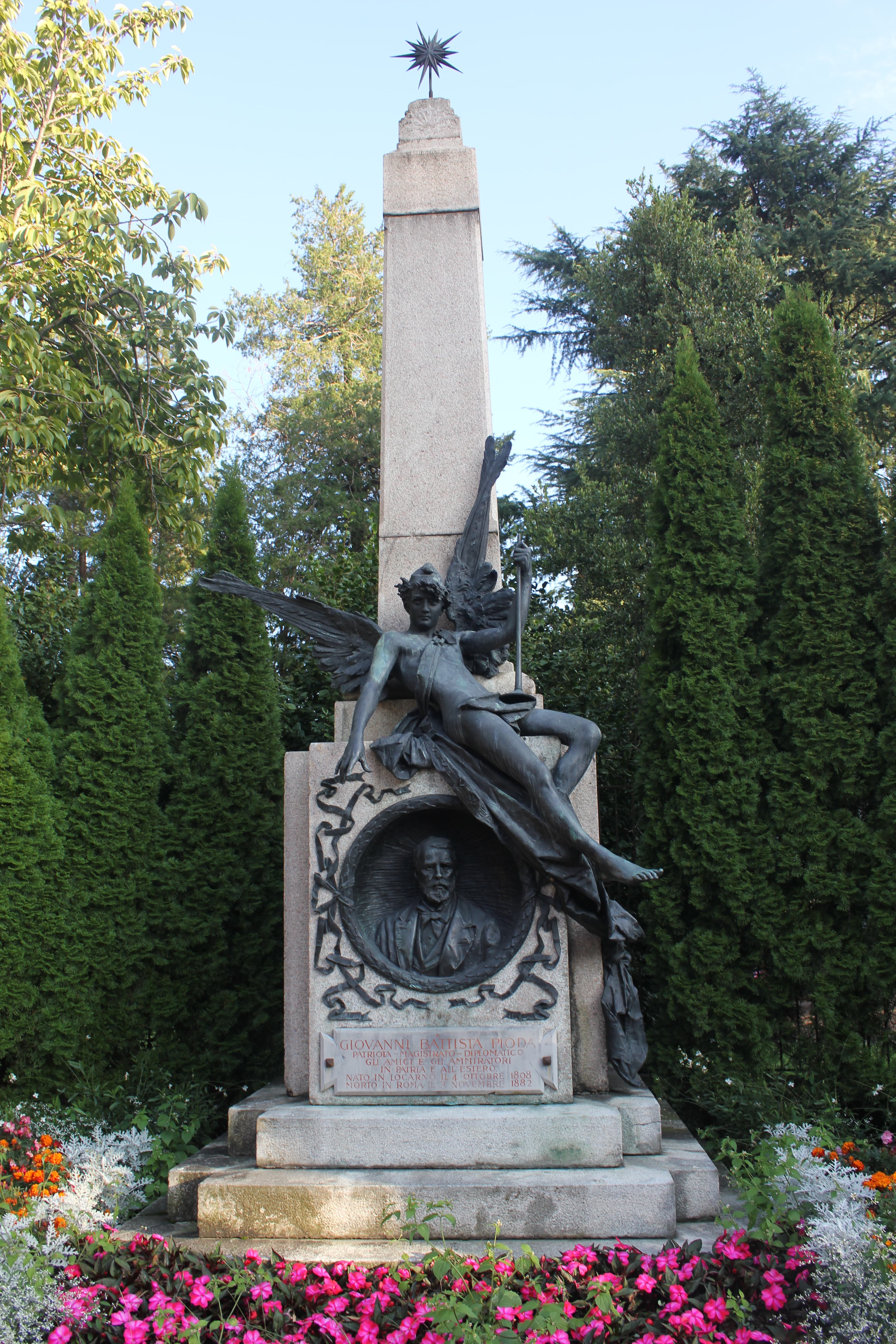 Pioda Memorial