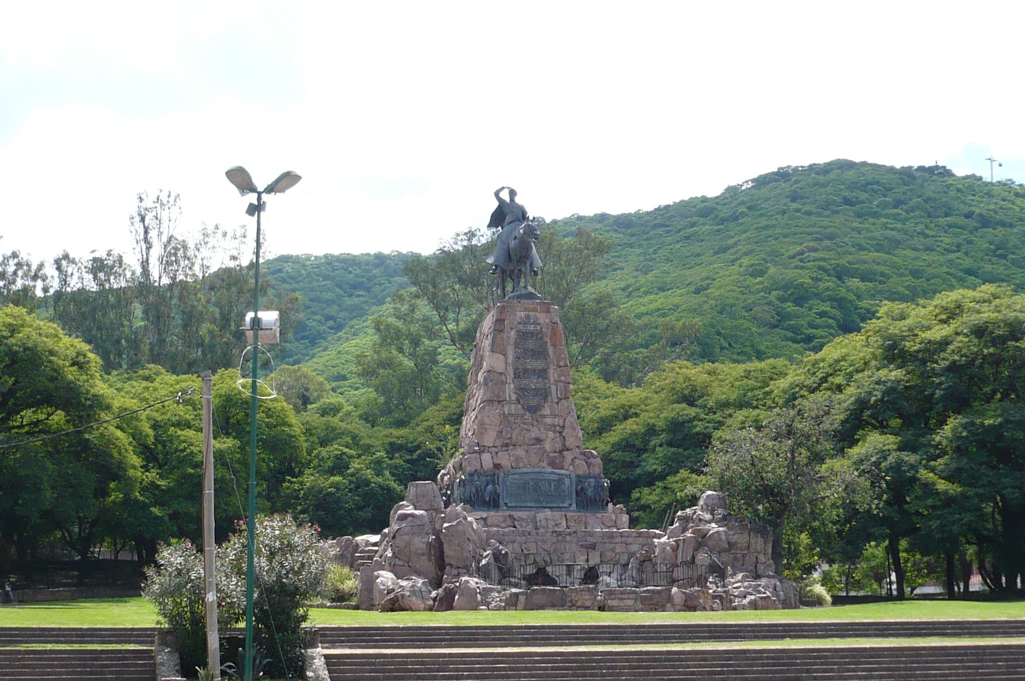 Güemes monument