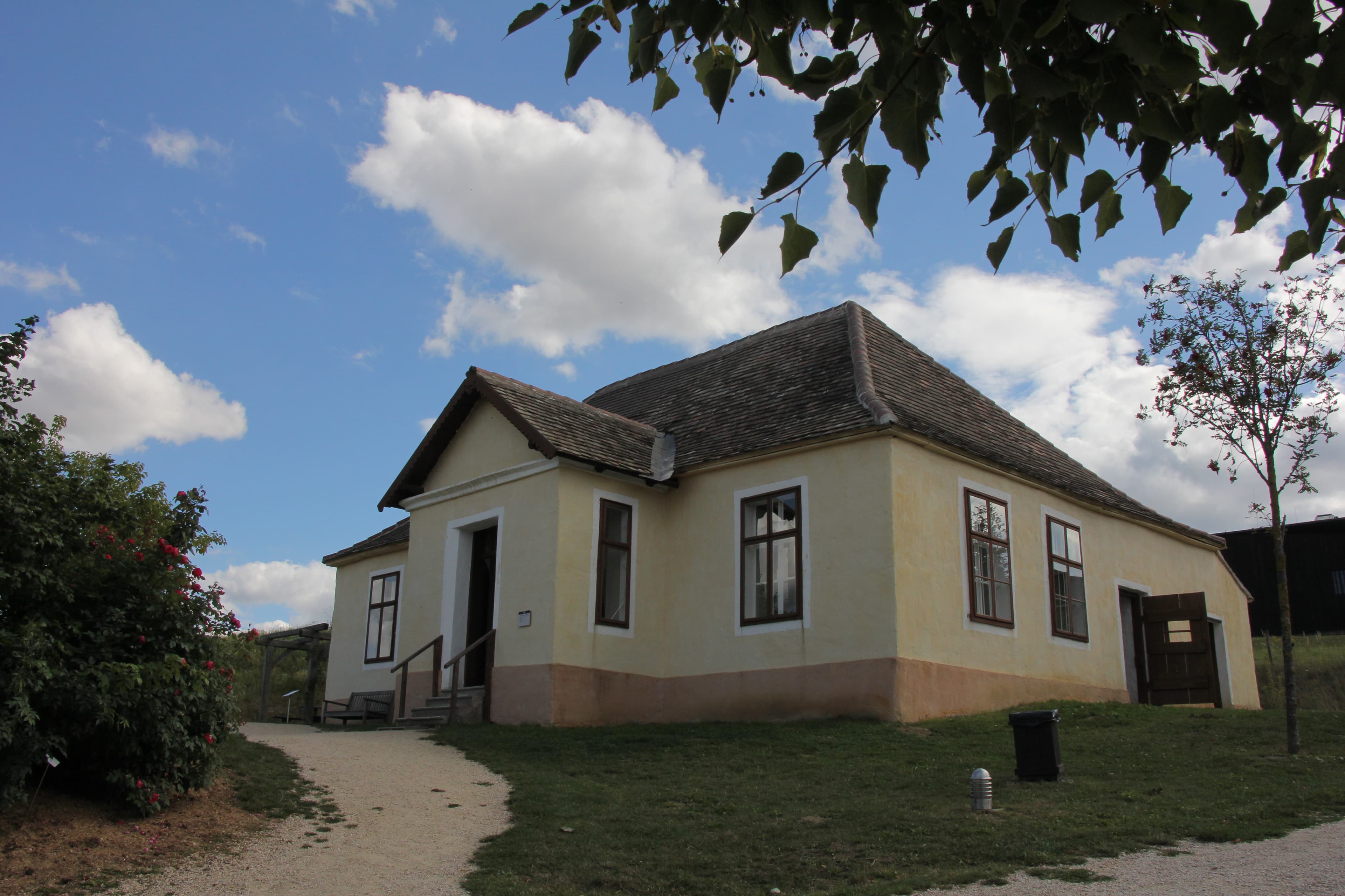 School in Museumsdorf Niedersulz