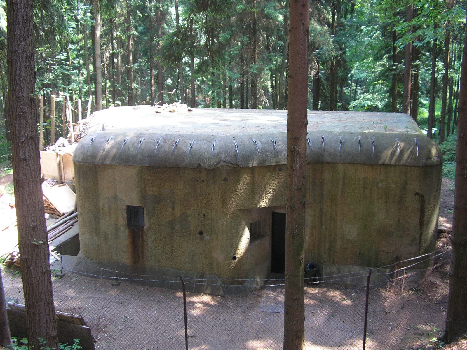 N-S 85 Montace casemate