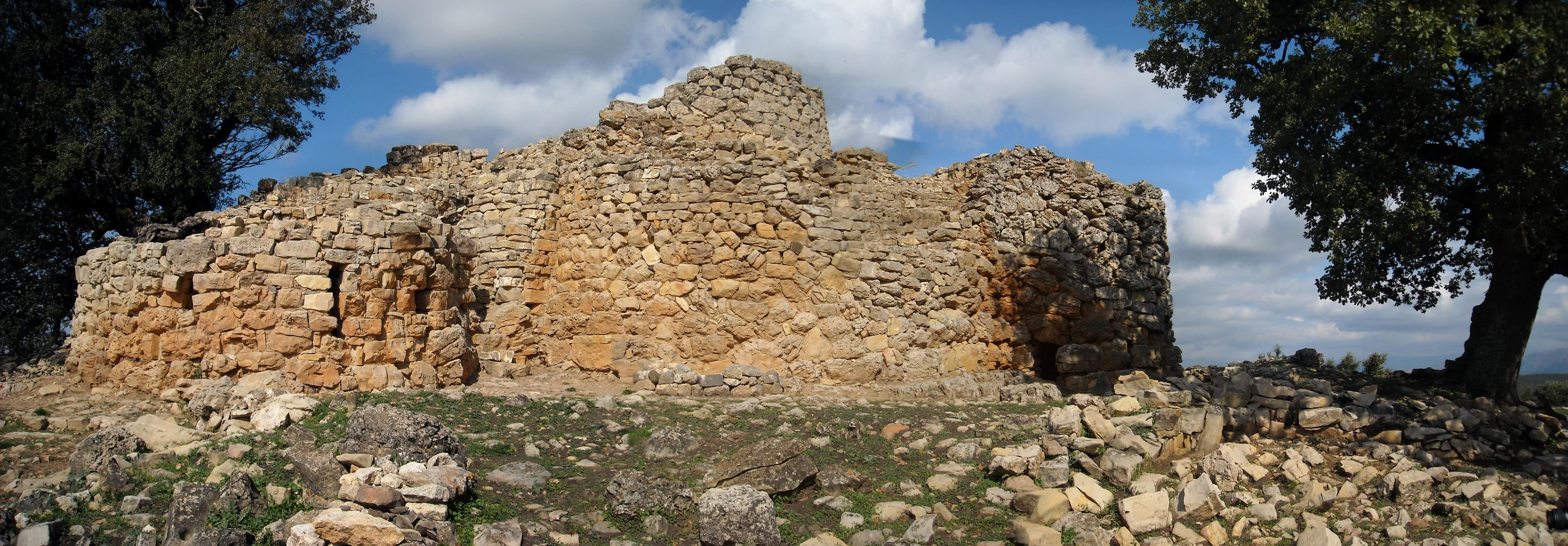 nuraghe  Adoni