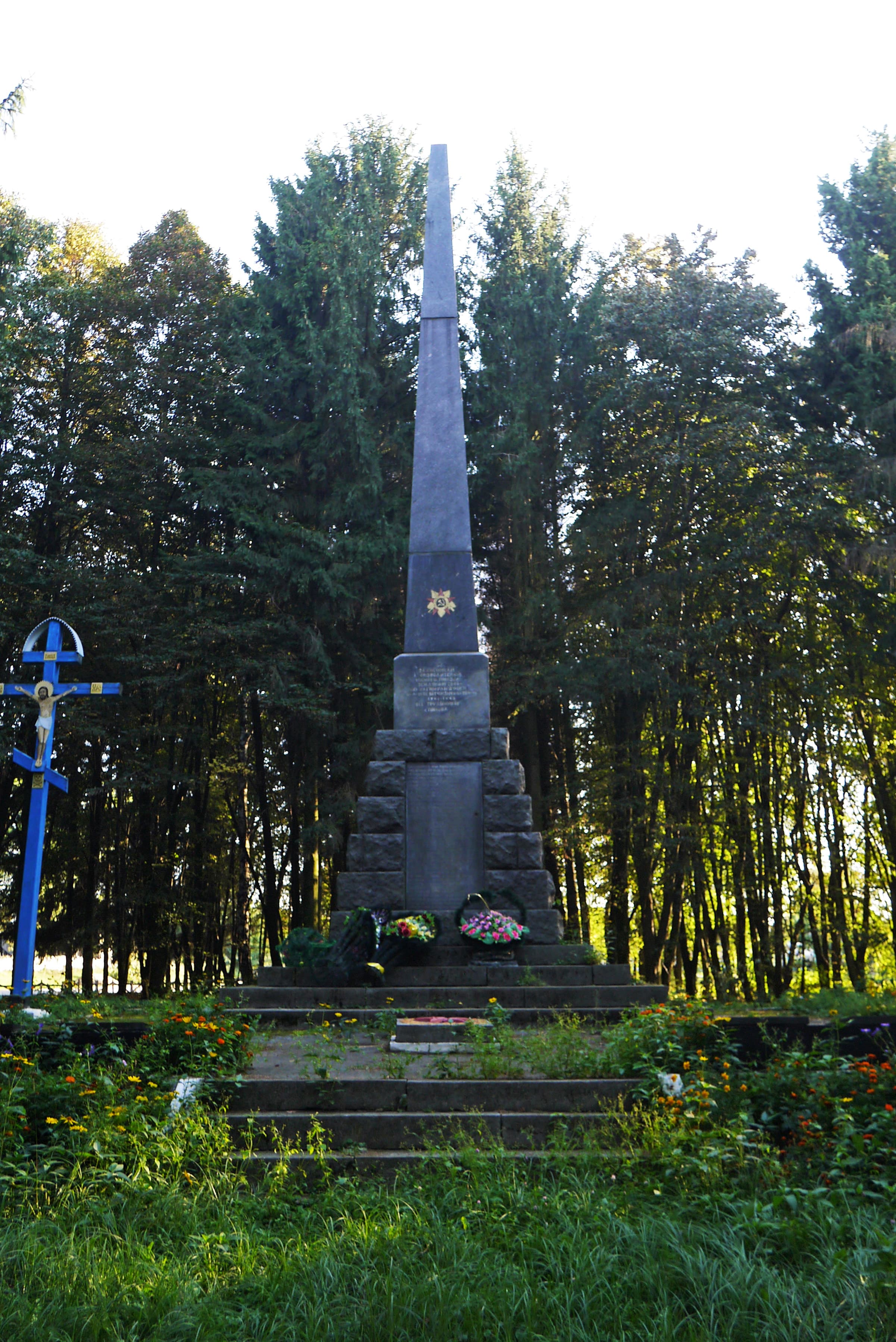 Monument to Soviet soldiers-countrymen in Pykiv