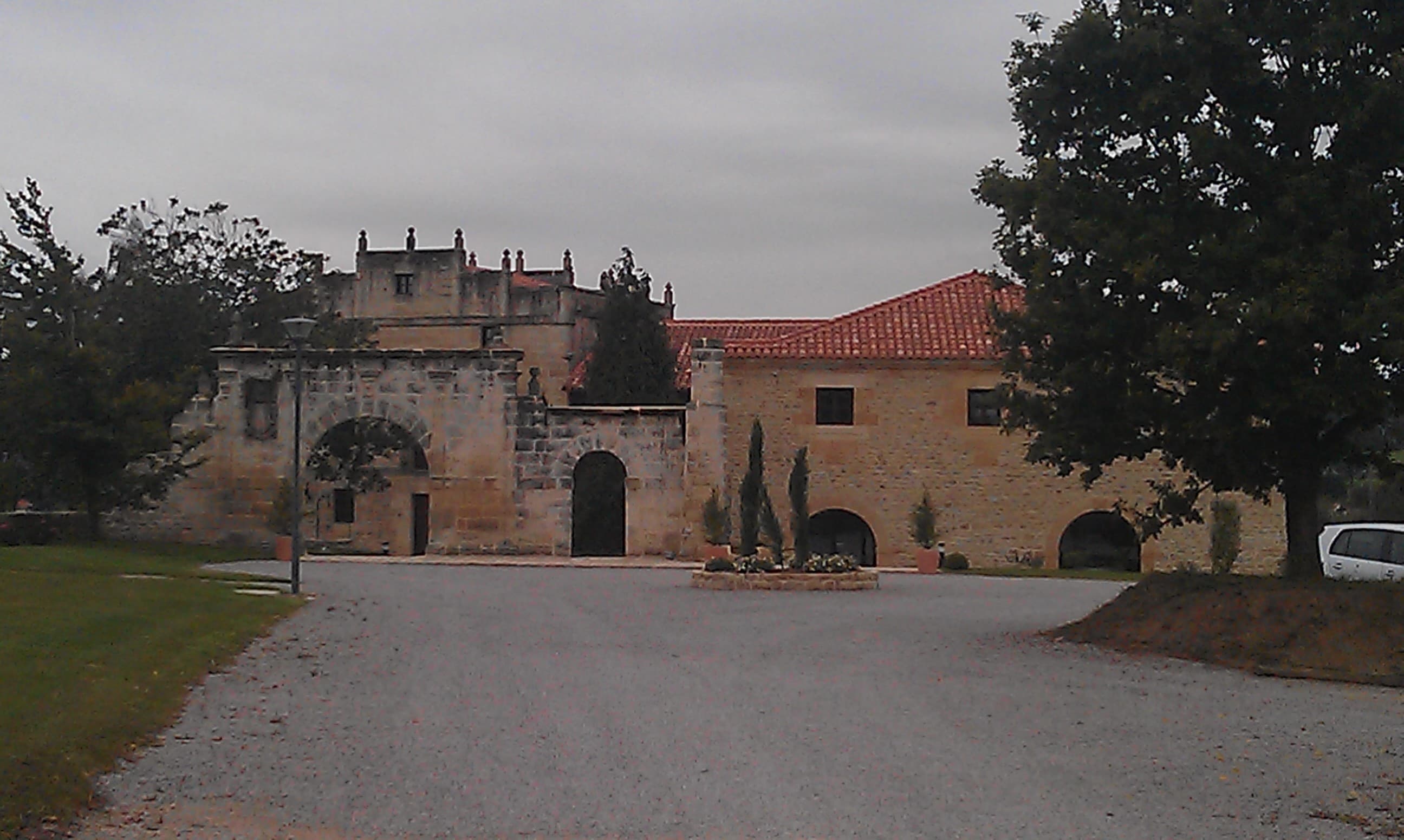 Palace of Peredo, Mijares