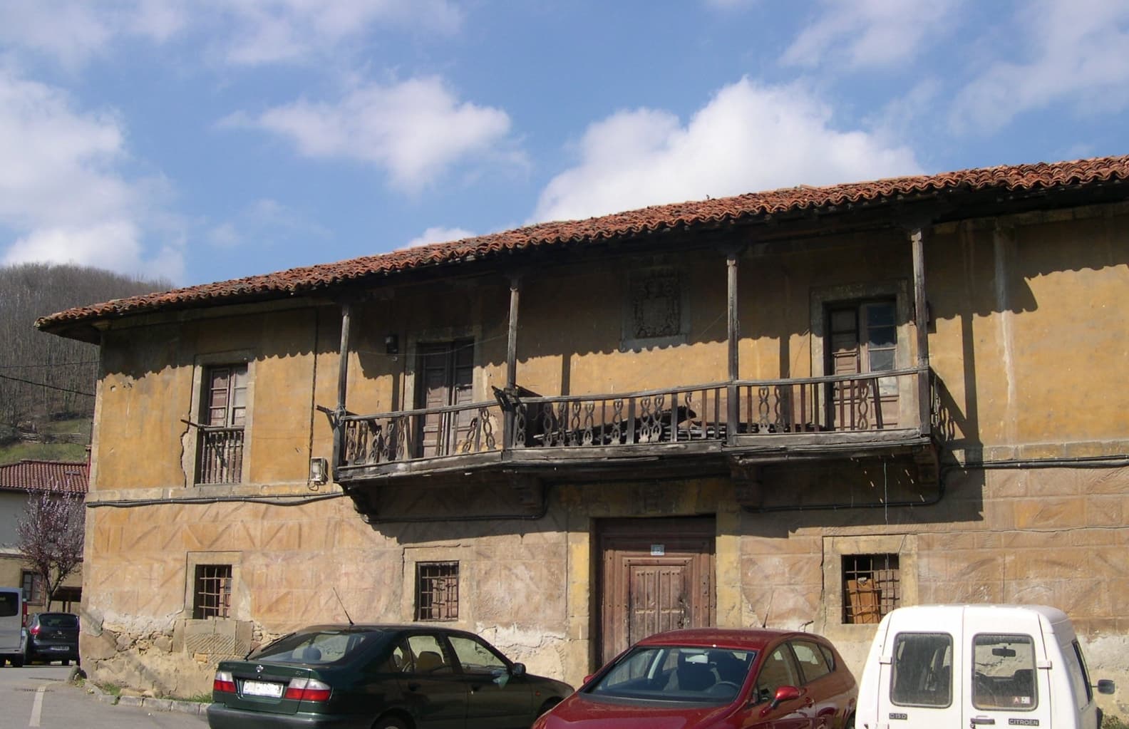 lower palace of Cenera (palacio de abajoAsturias)