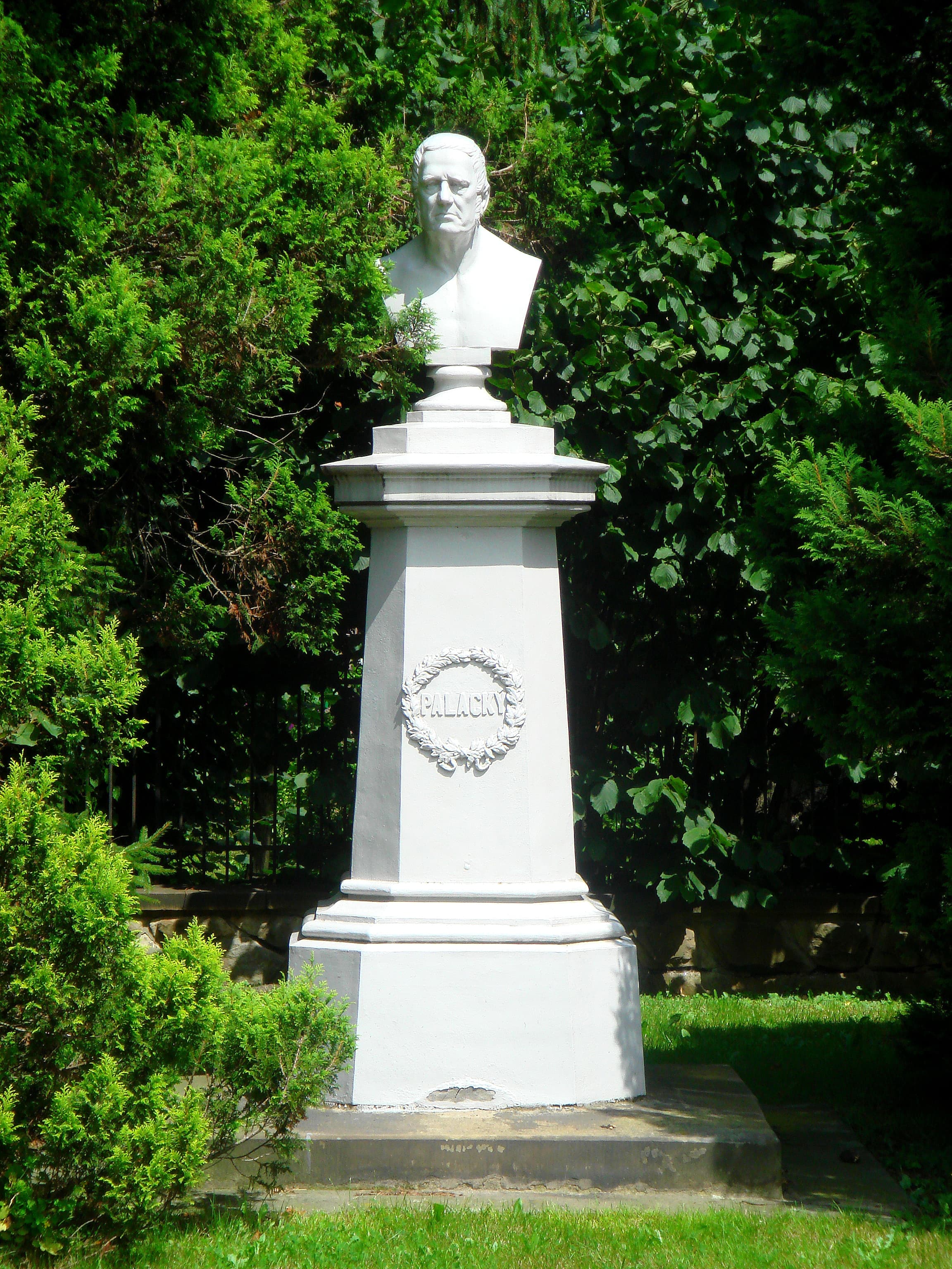 bust of František Palacký