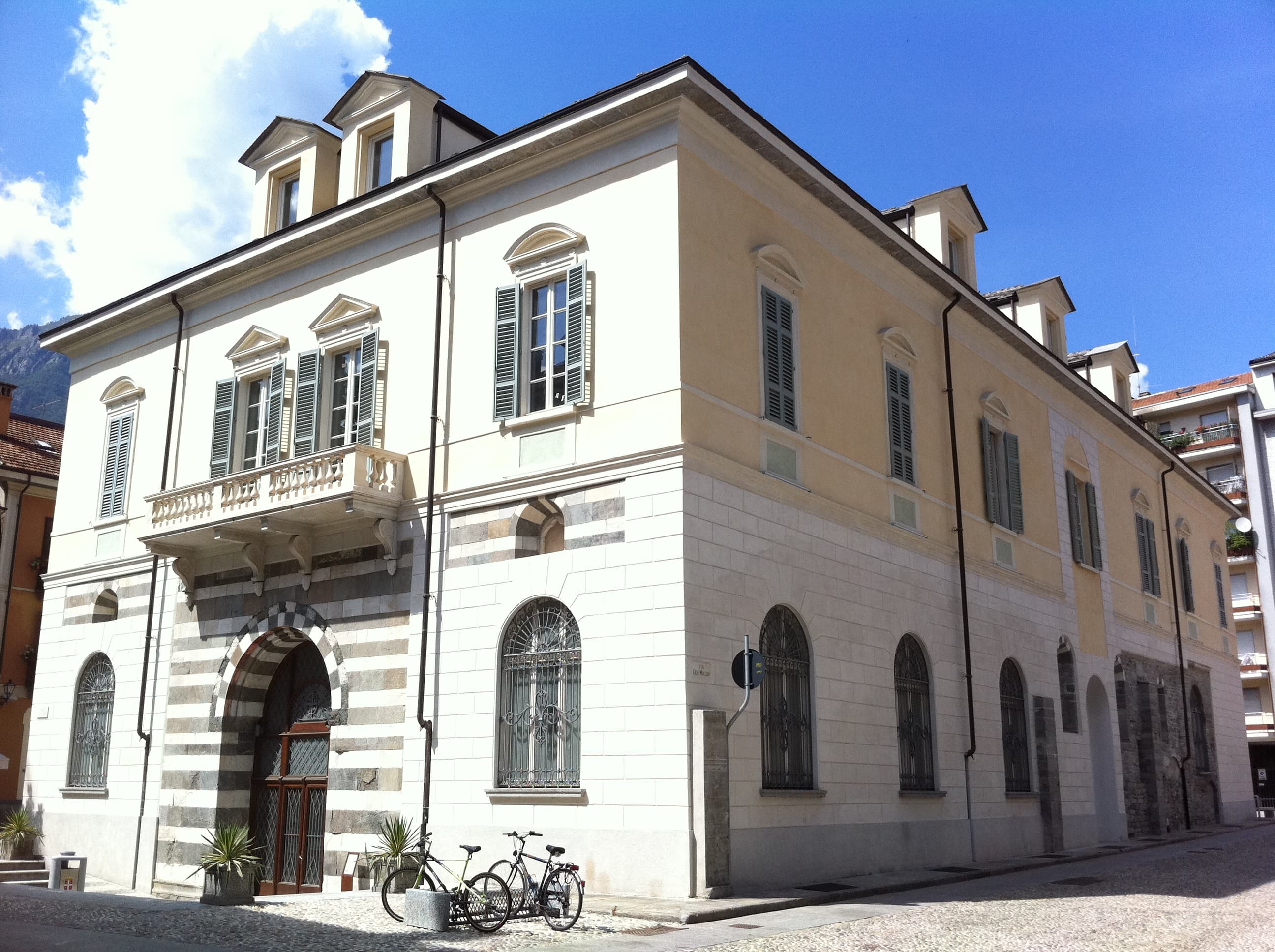 Palazzo San Francesco (Domodossola)