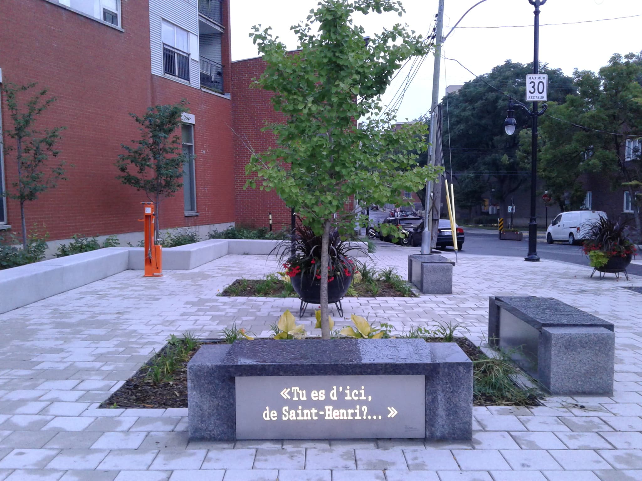 Place du Bonheur-d'Occasion