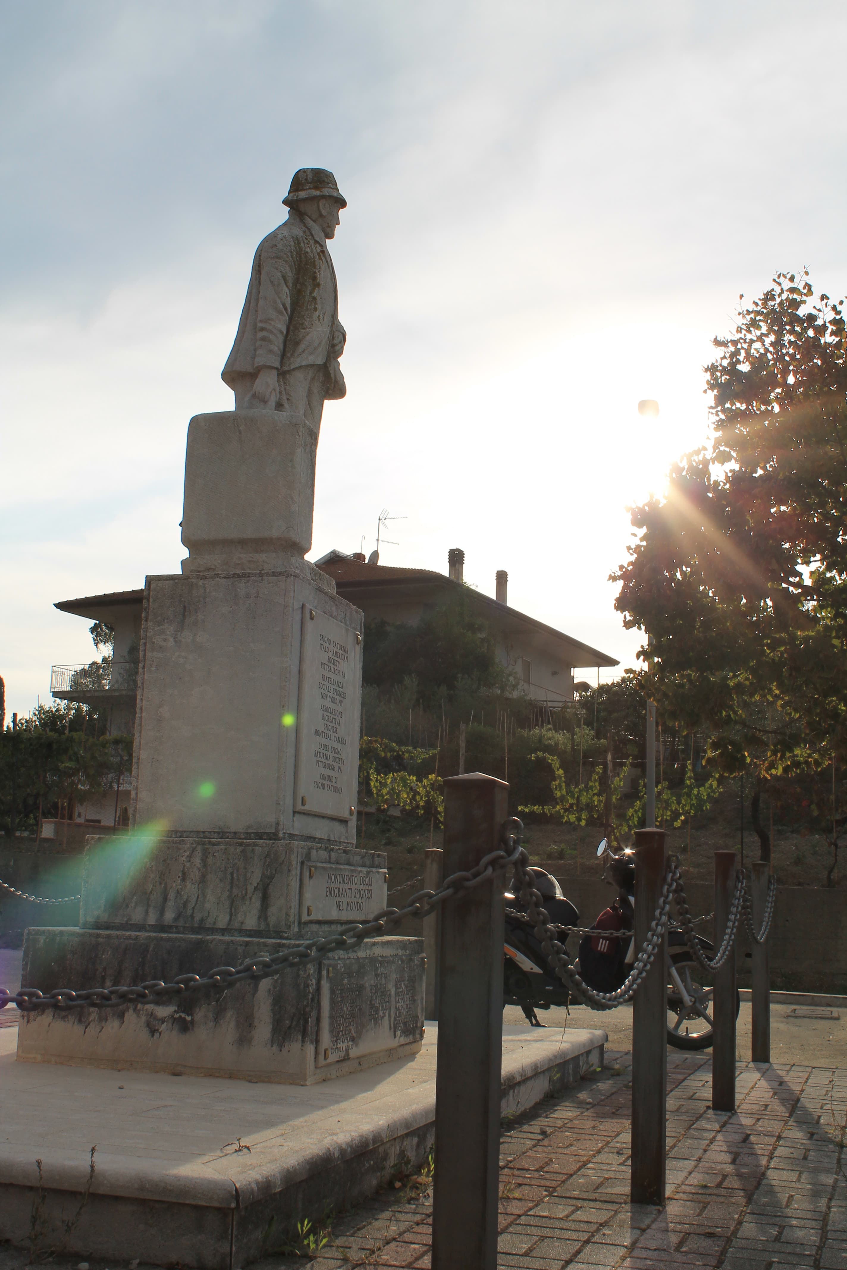 Monumento all’Emigrante