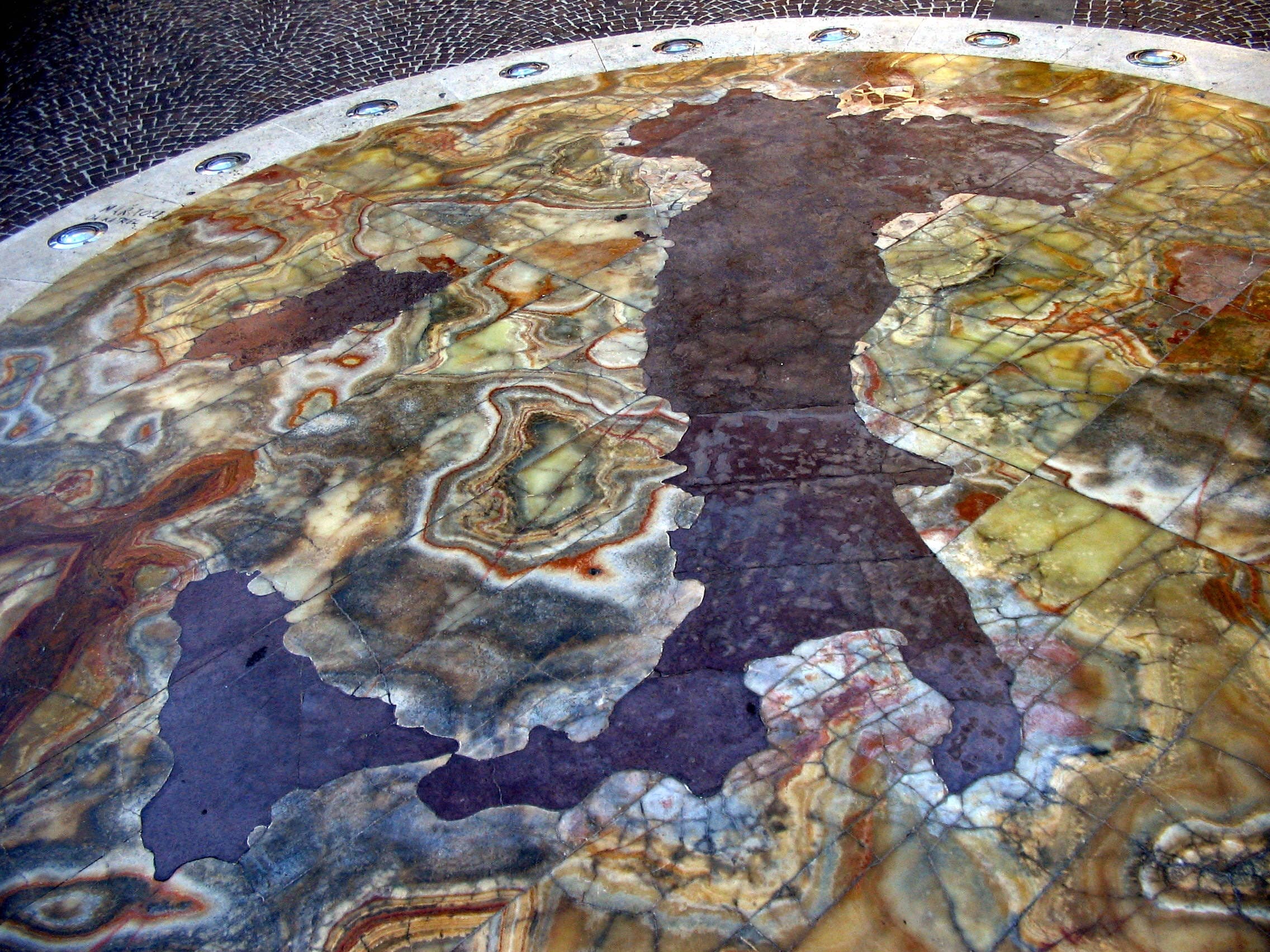 Monumento Centro d'Italia