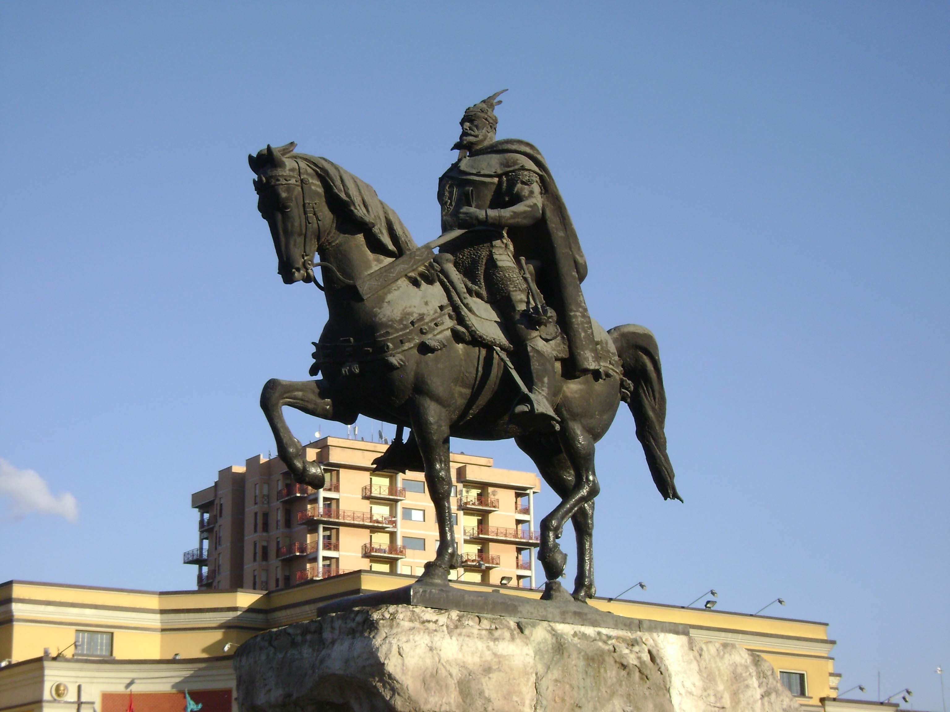 Skanderbeg Monument