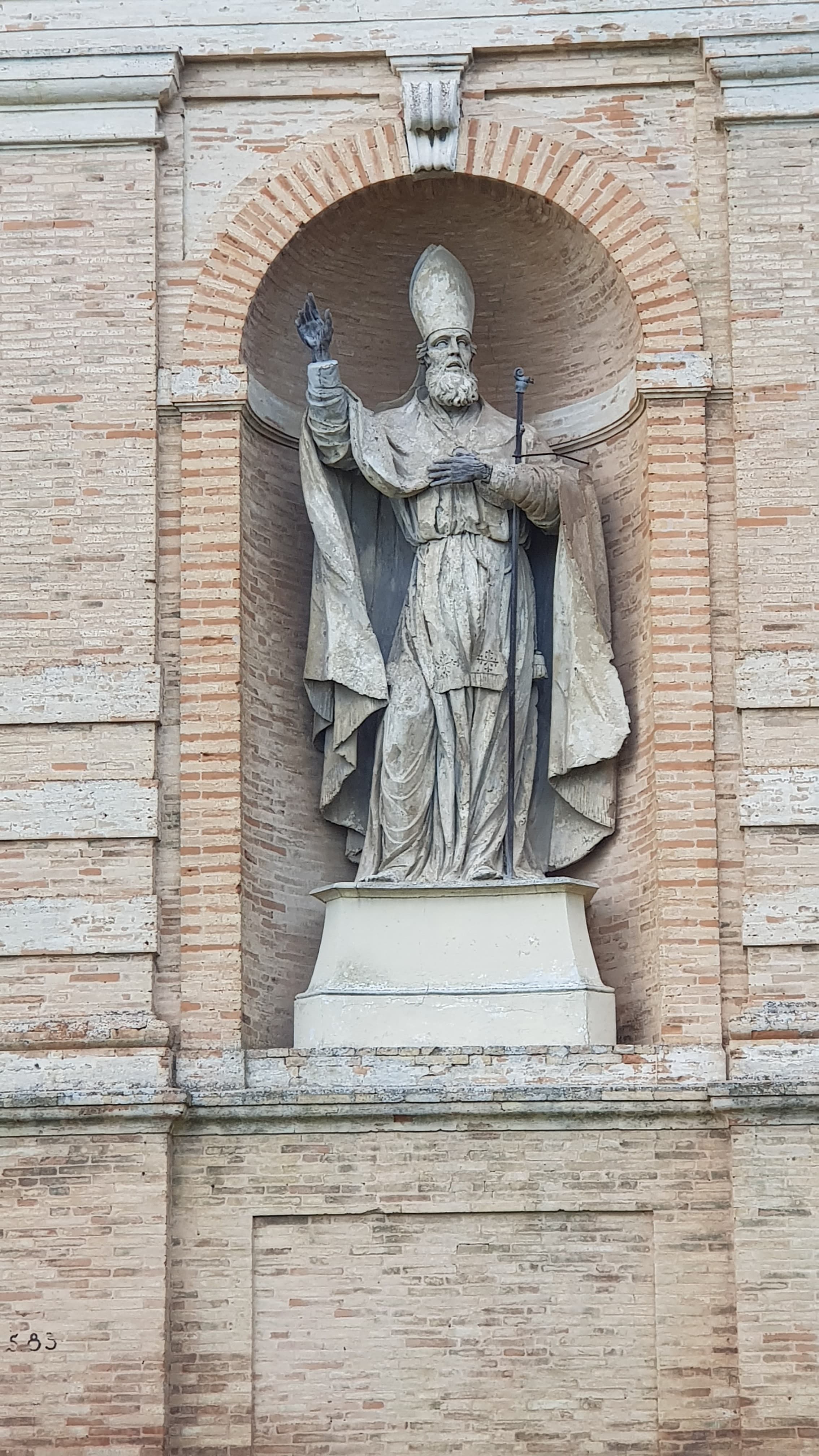 Sancto Sabino statue