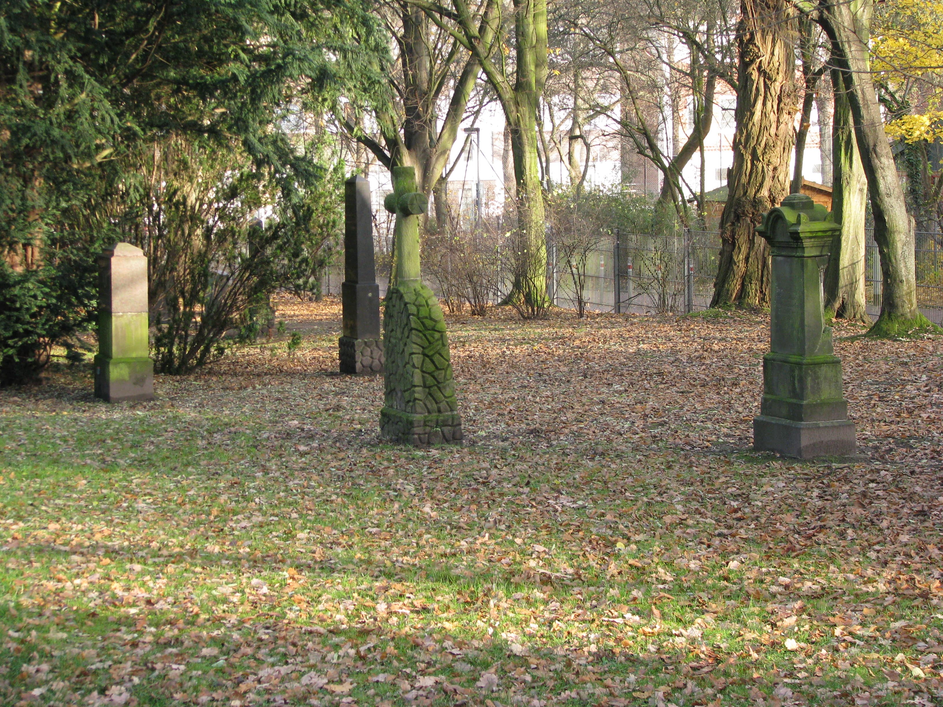 Stadtteilfriedhof Limmer alt