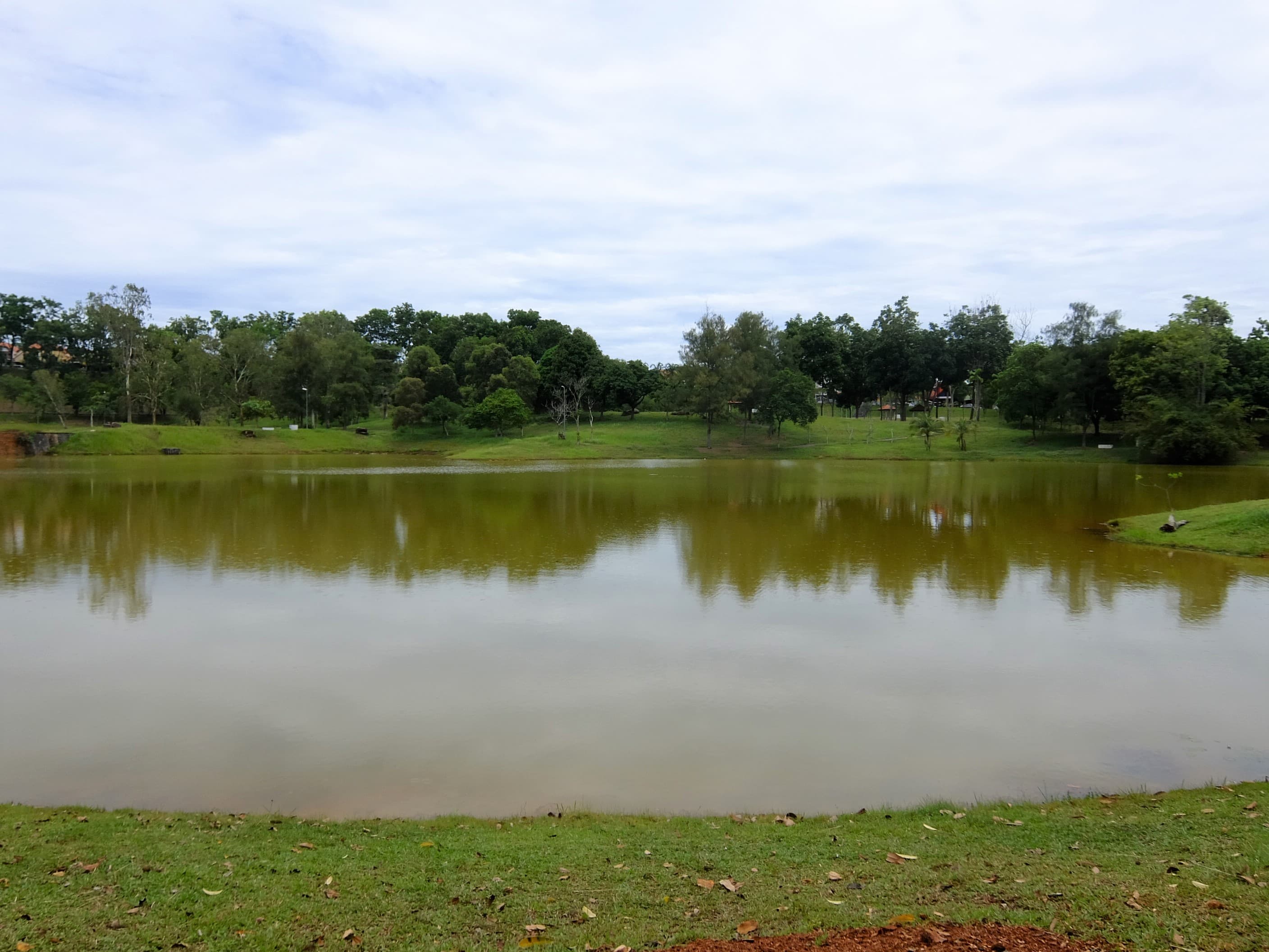 Taman Pelangi Indah Lake and Park