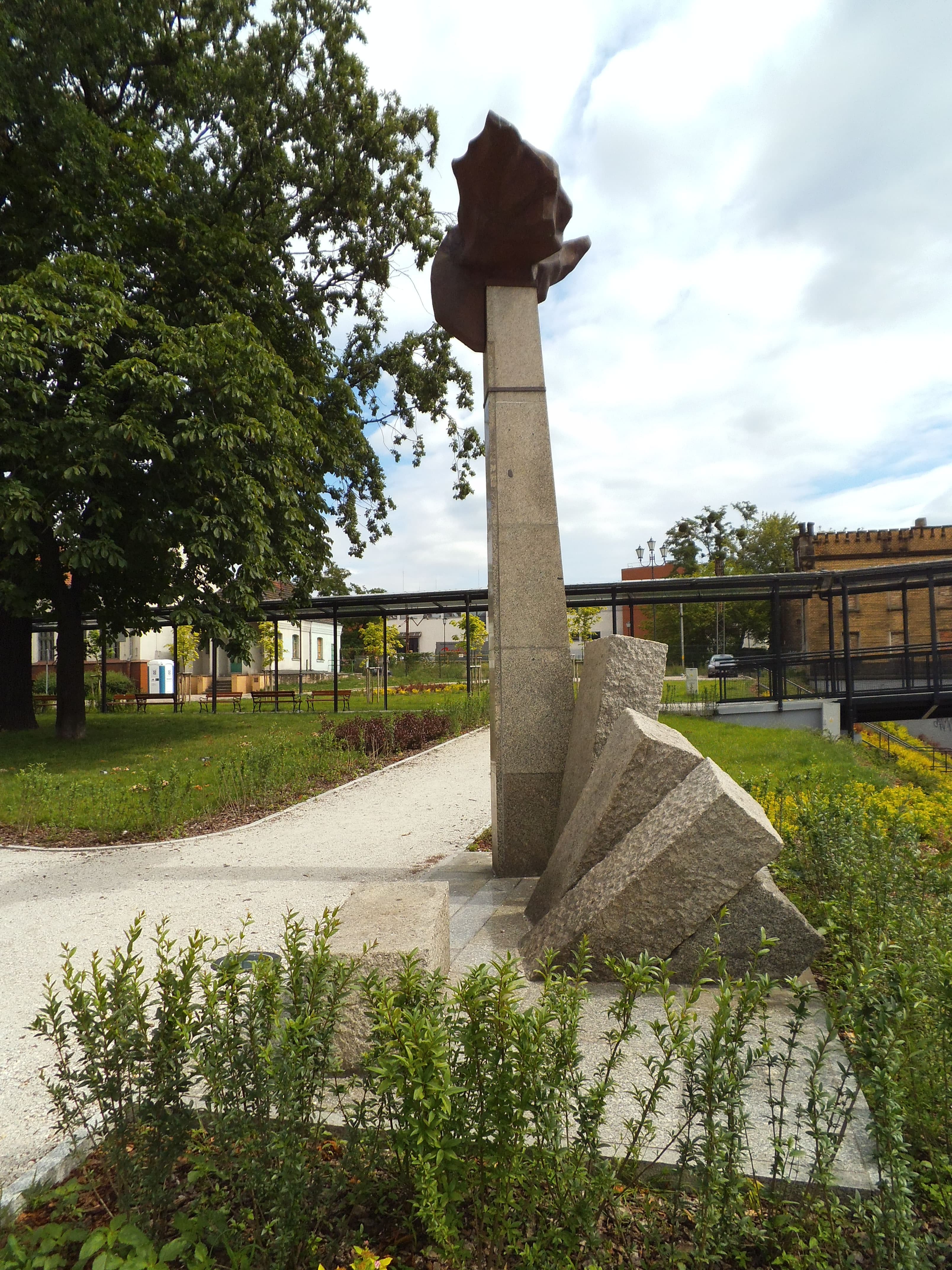 Monument to railwaymen - victims of German National Socialism in Toruń