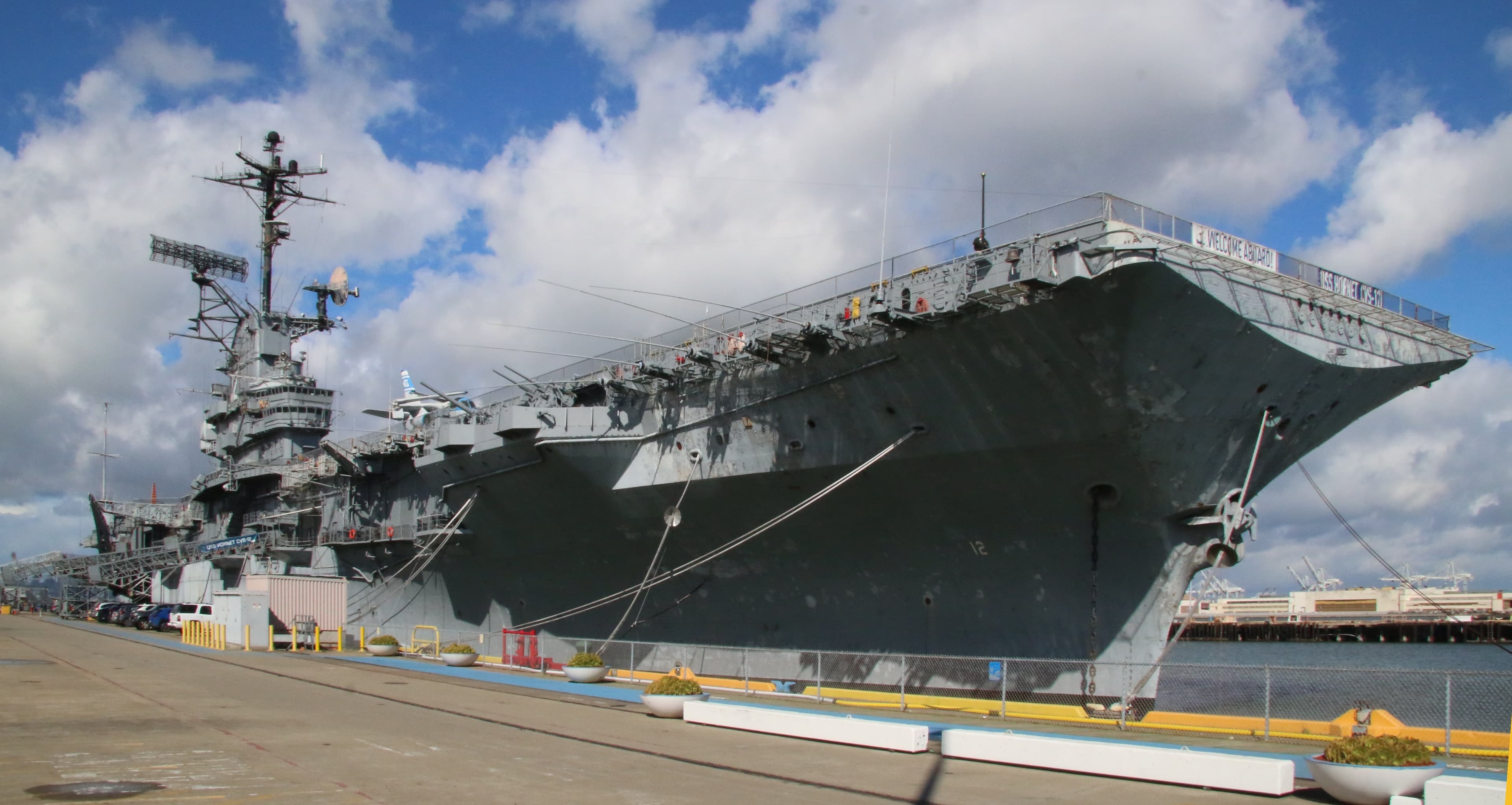 USS Hornet
