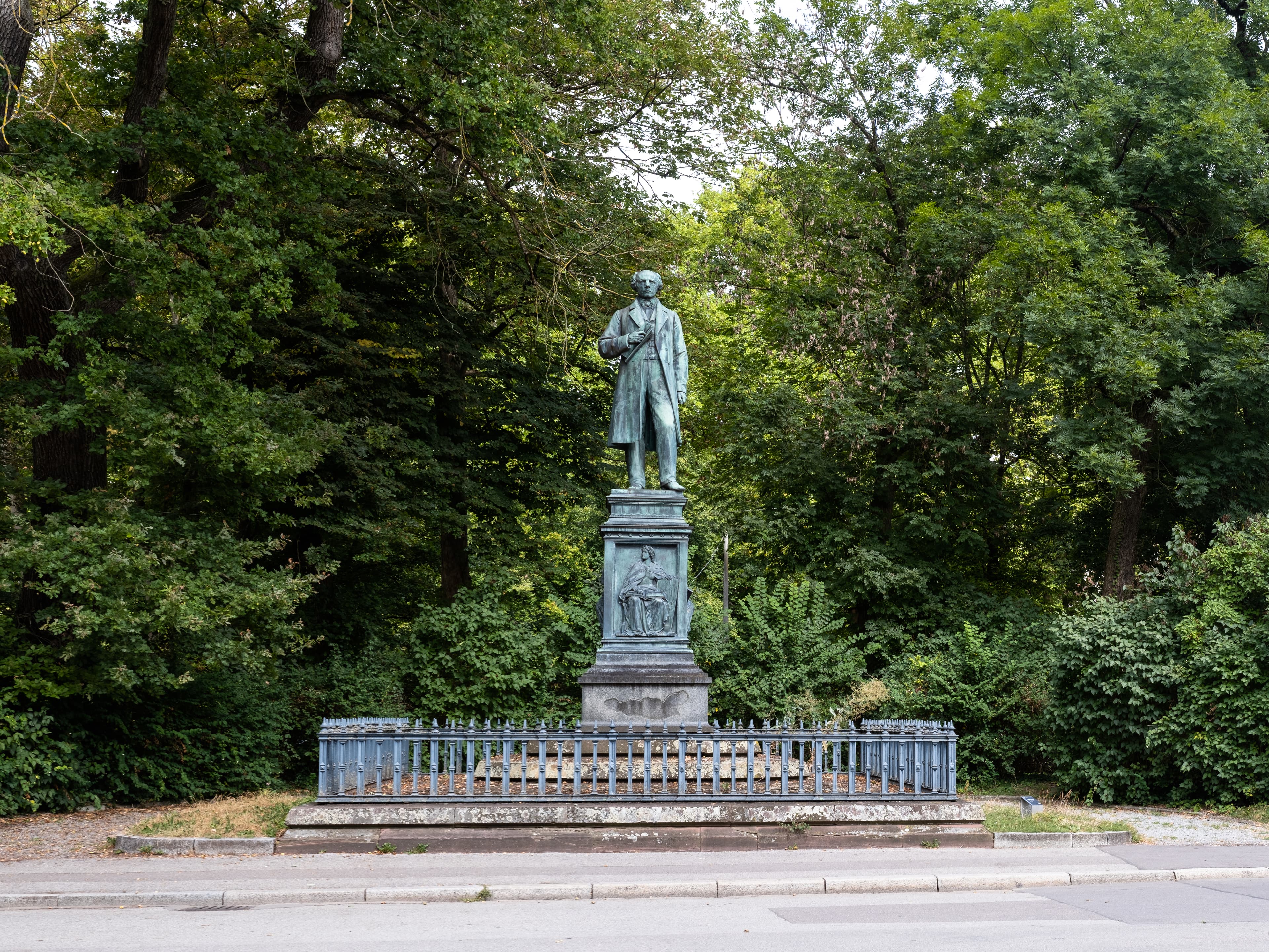 Uhlanddenkmal